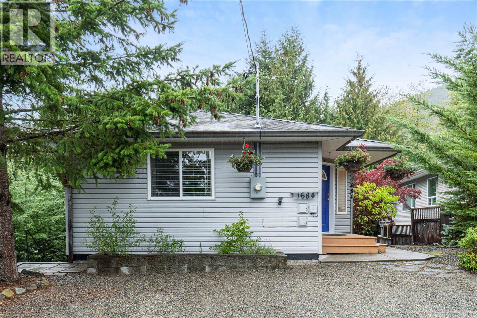 1684 Lailah's Loop, Qualicum Beach