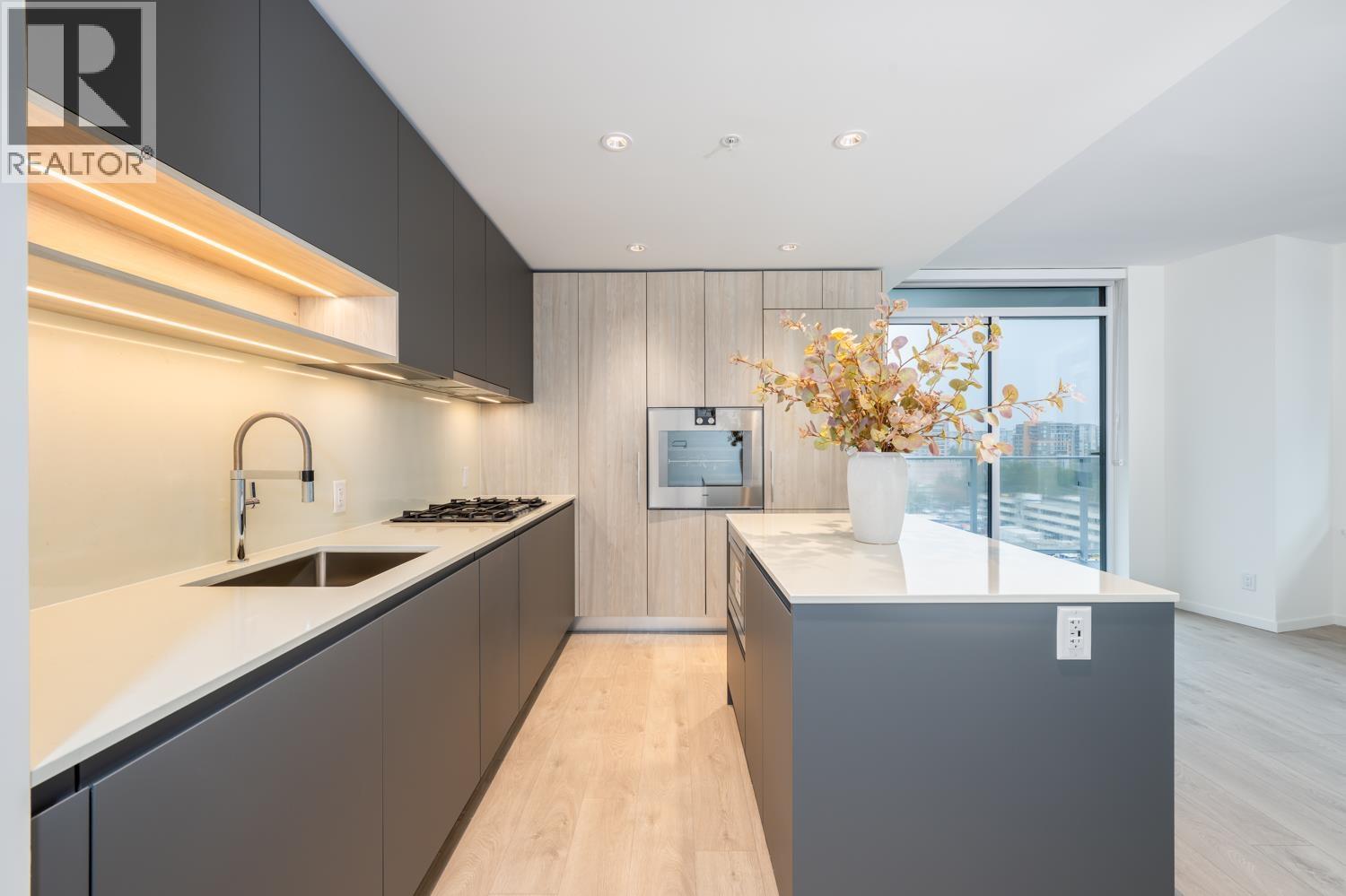 #931-6600 MINORU Boulevard, Richmond