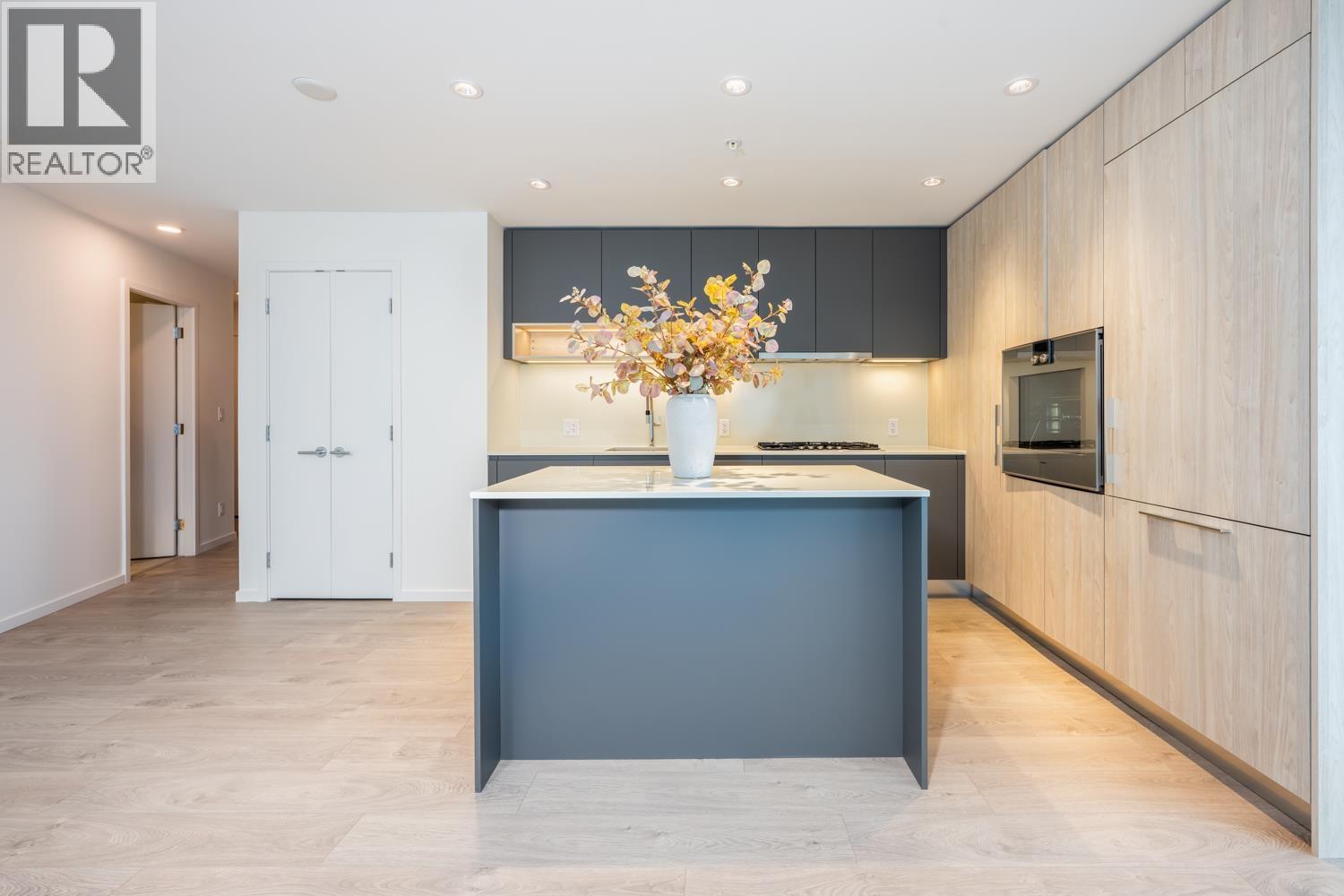 #931-6600 MINORU Boulevard, Richmond
