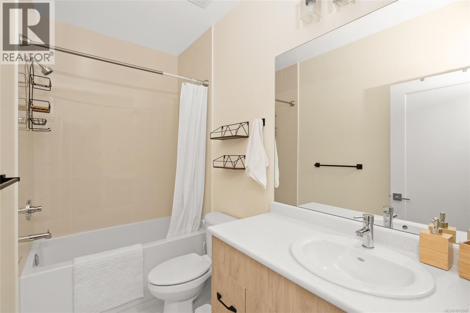 903 Greystone Place, Langford