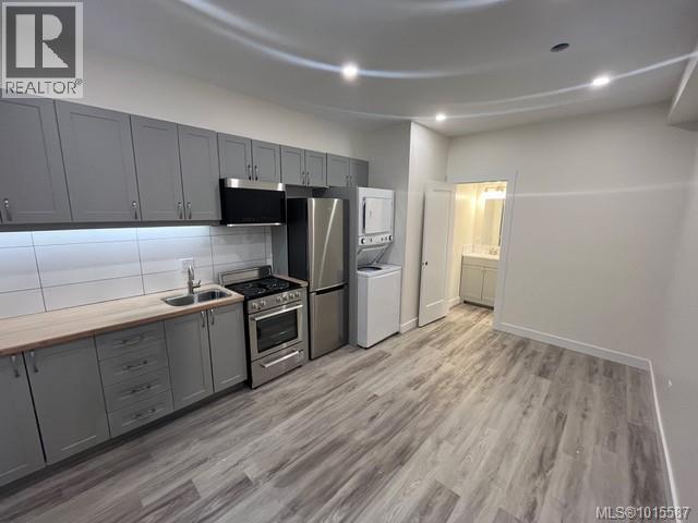  903 Greystone Place, Langford