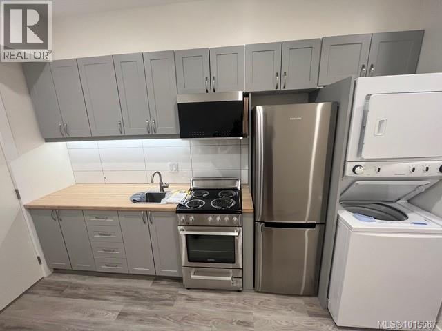  903 Greystone Place, Langford