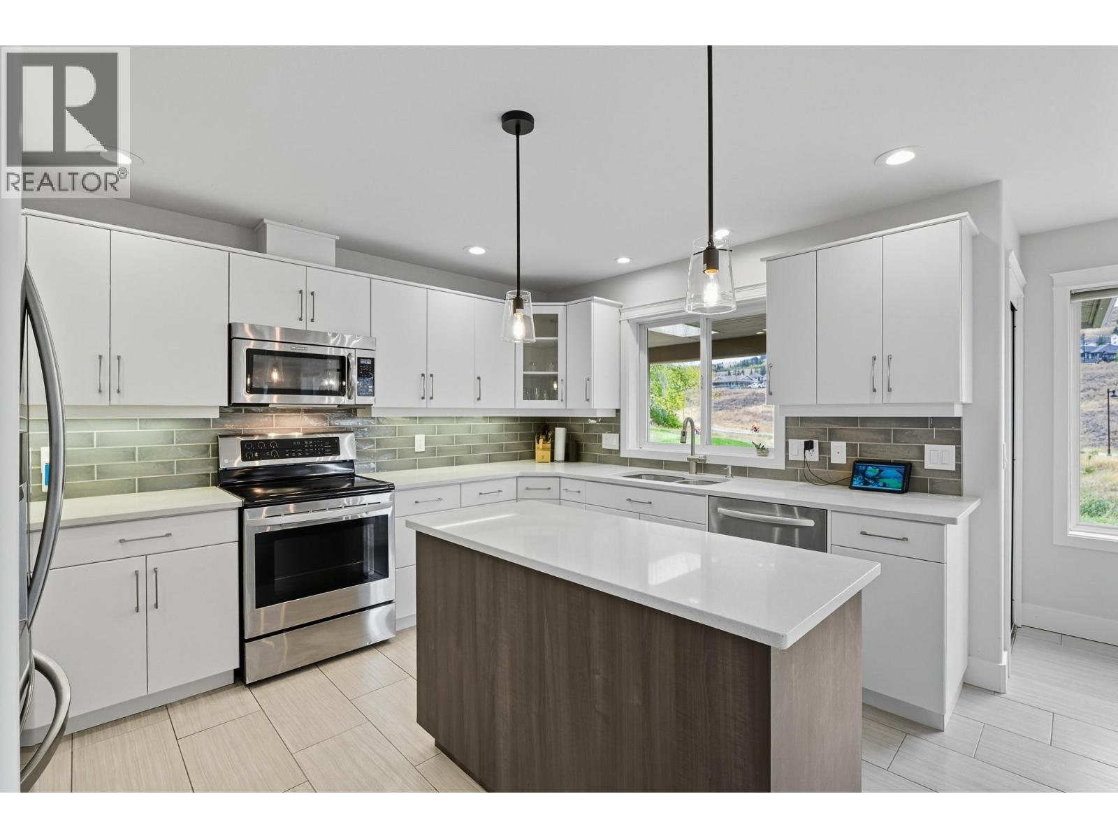 2014 MUIRFIELD Road, Kamloops