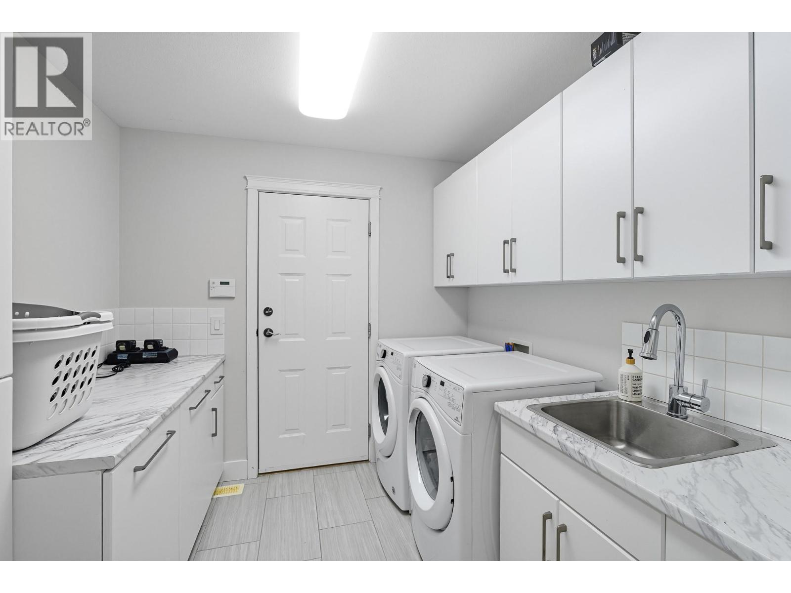 2014 MUIRFIELD Road, Kamloops
