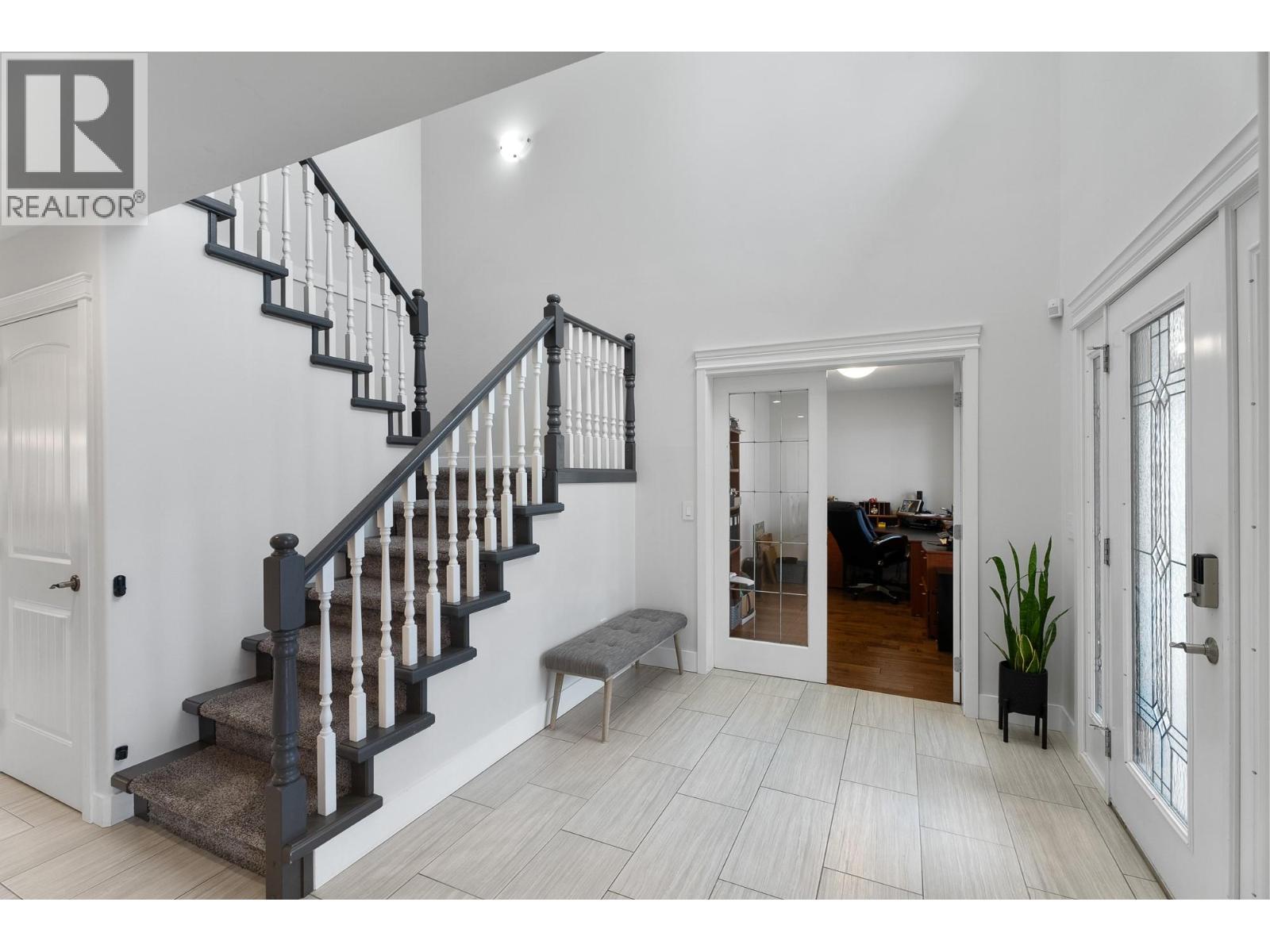 2014 MUIRFIELD Road, Kamloops