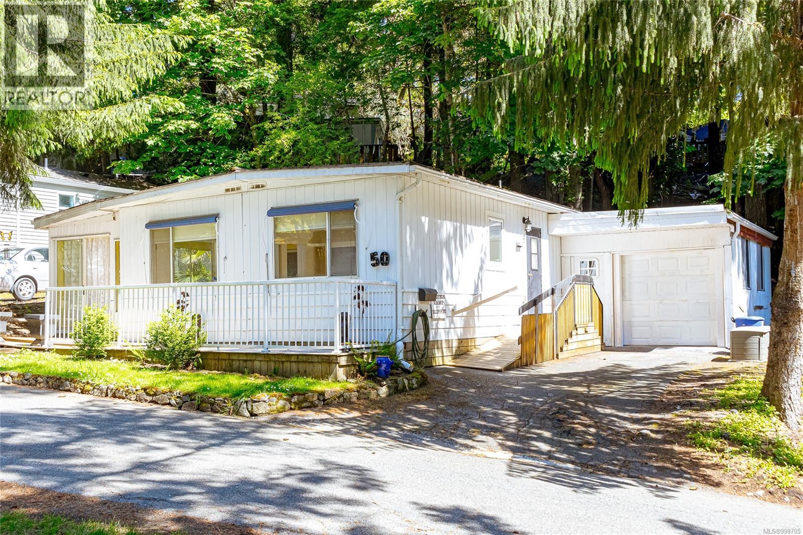 50 2500 Florence Lake Road, Langford