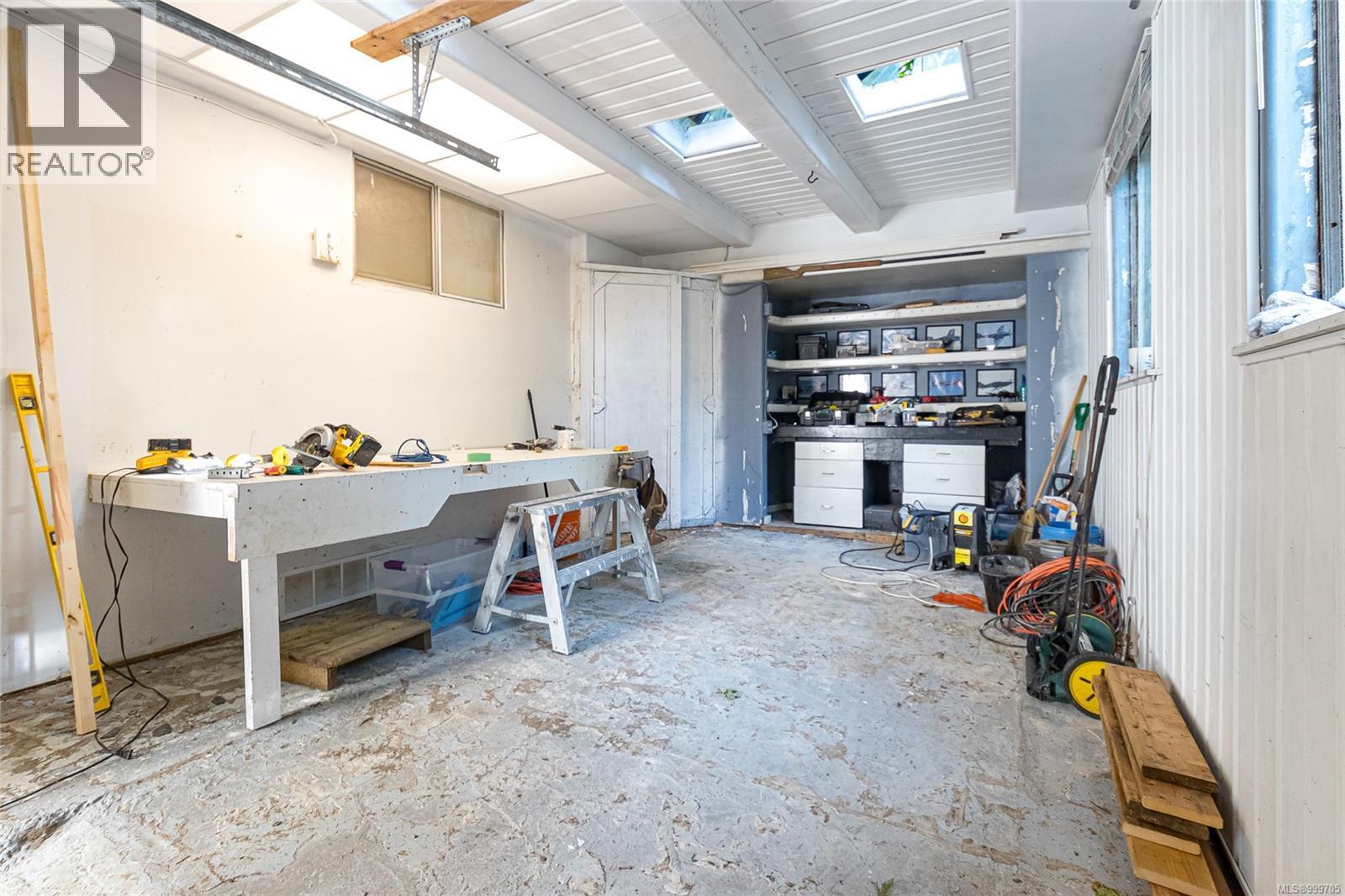50 2500 Florence Lake Road, Langford