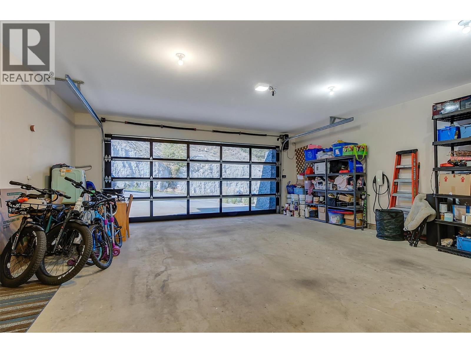 3961 Beachview Drive E, West Kelowna