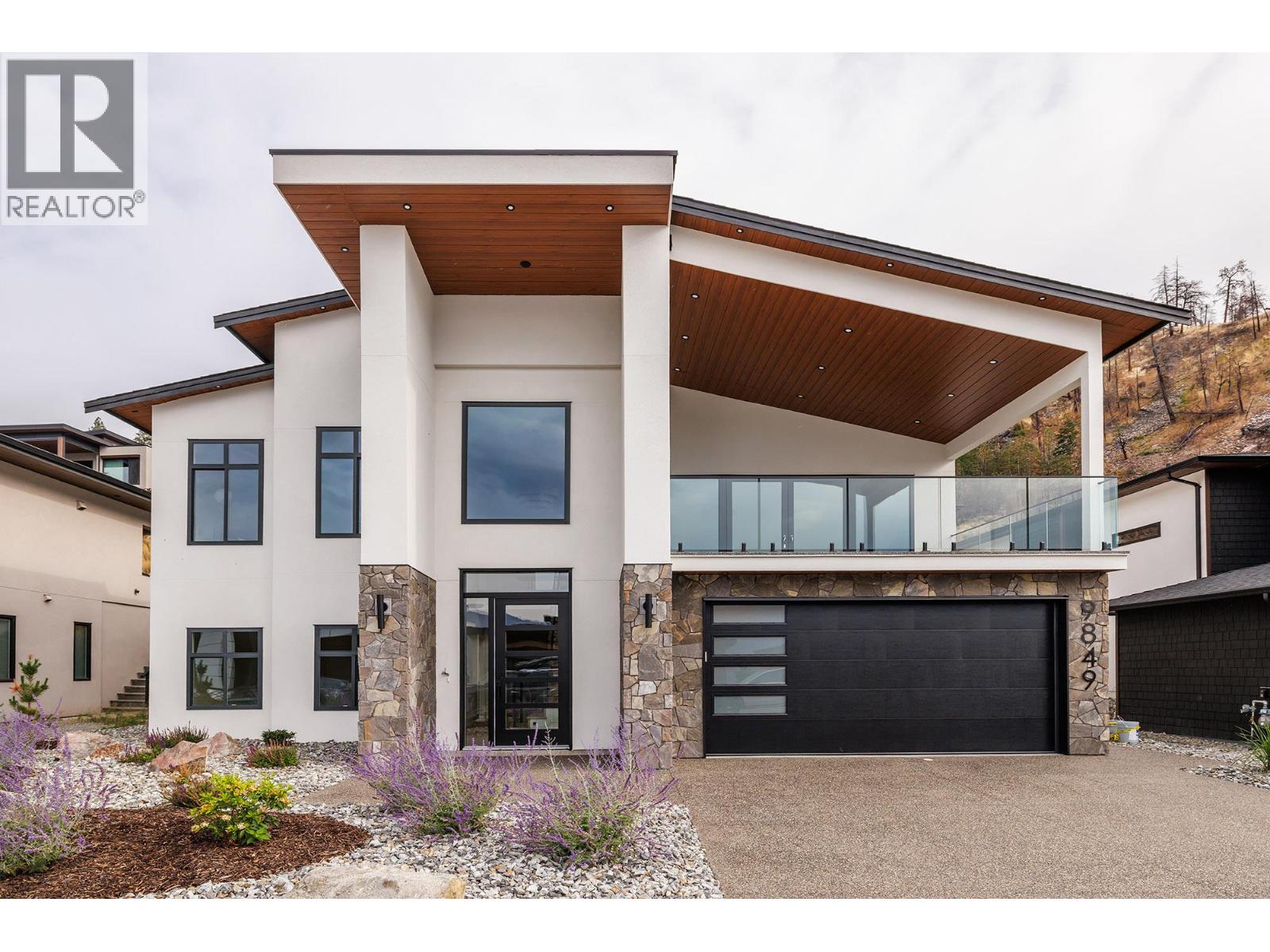  9849 Beacon Hill Drive, Lake Country
