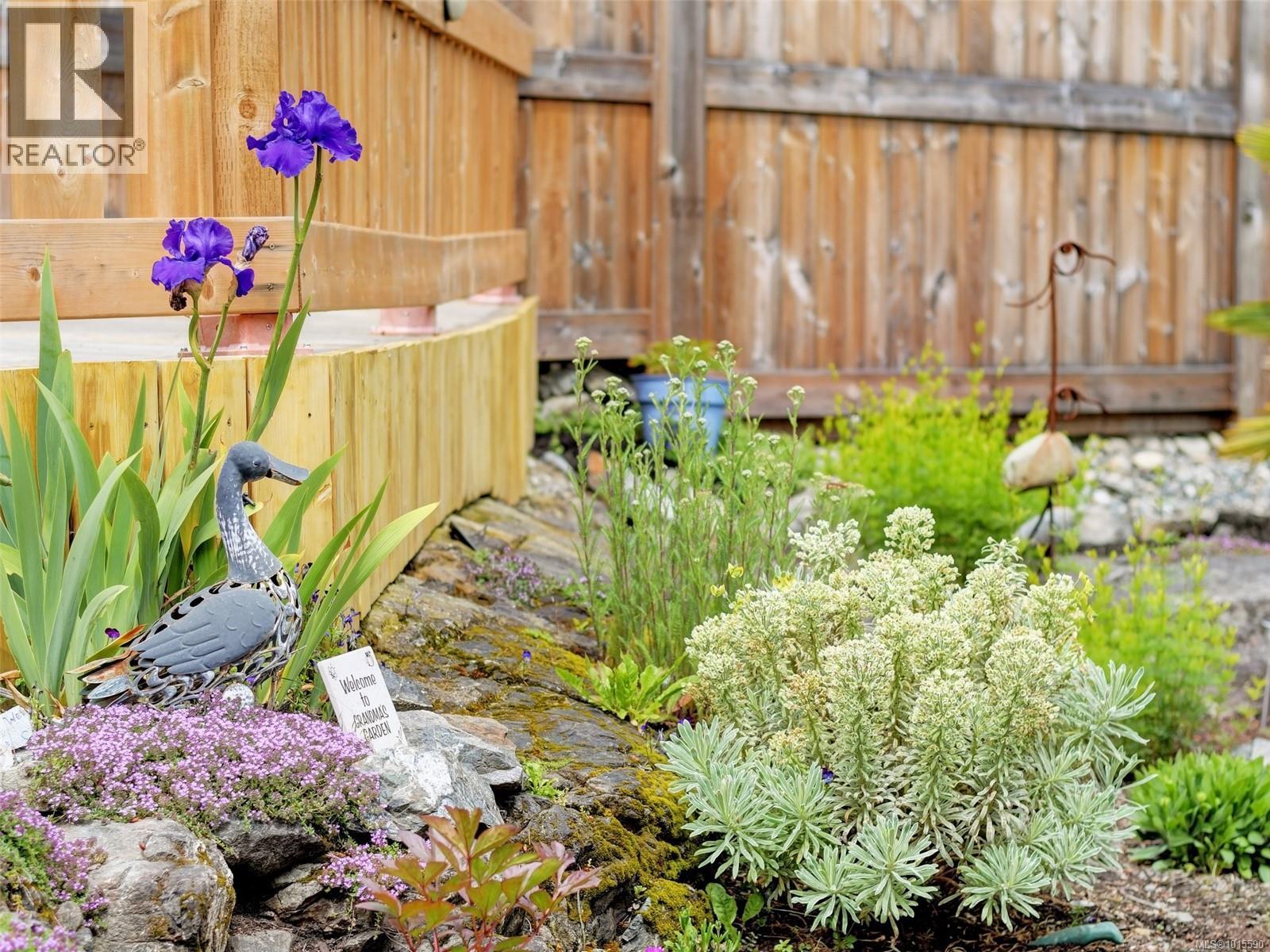  640 Strandlund Avenue, Langford