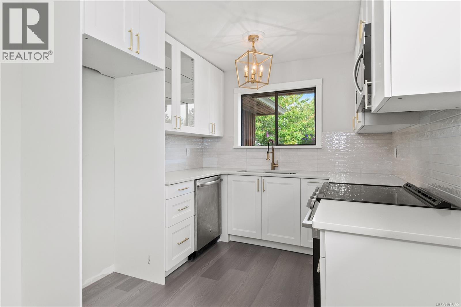 217 Larwood Rd, Campbell River