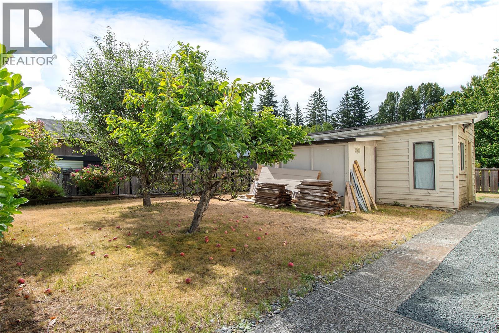 217 Larwood Rd, Campbell River