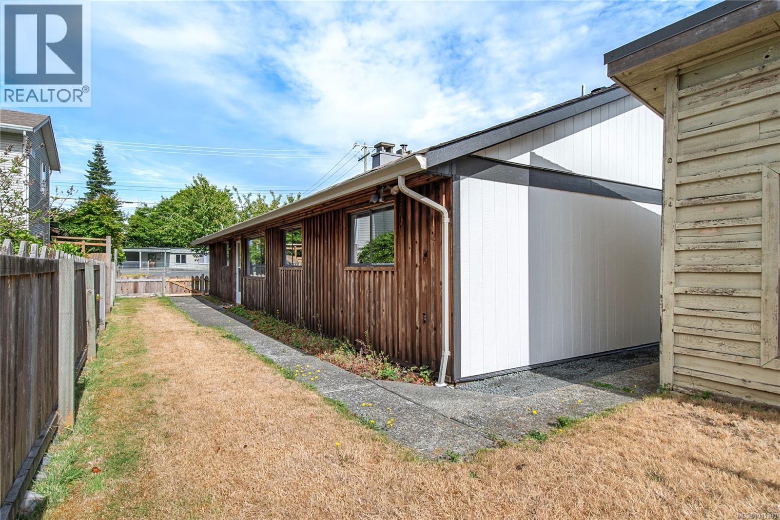 217 Larwood Rd, Campbell River