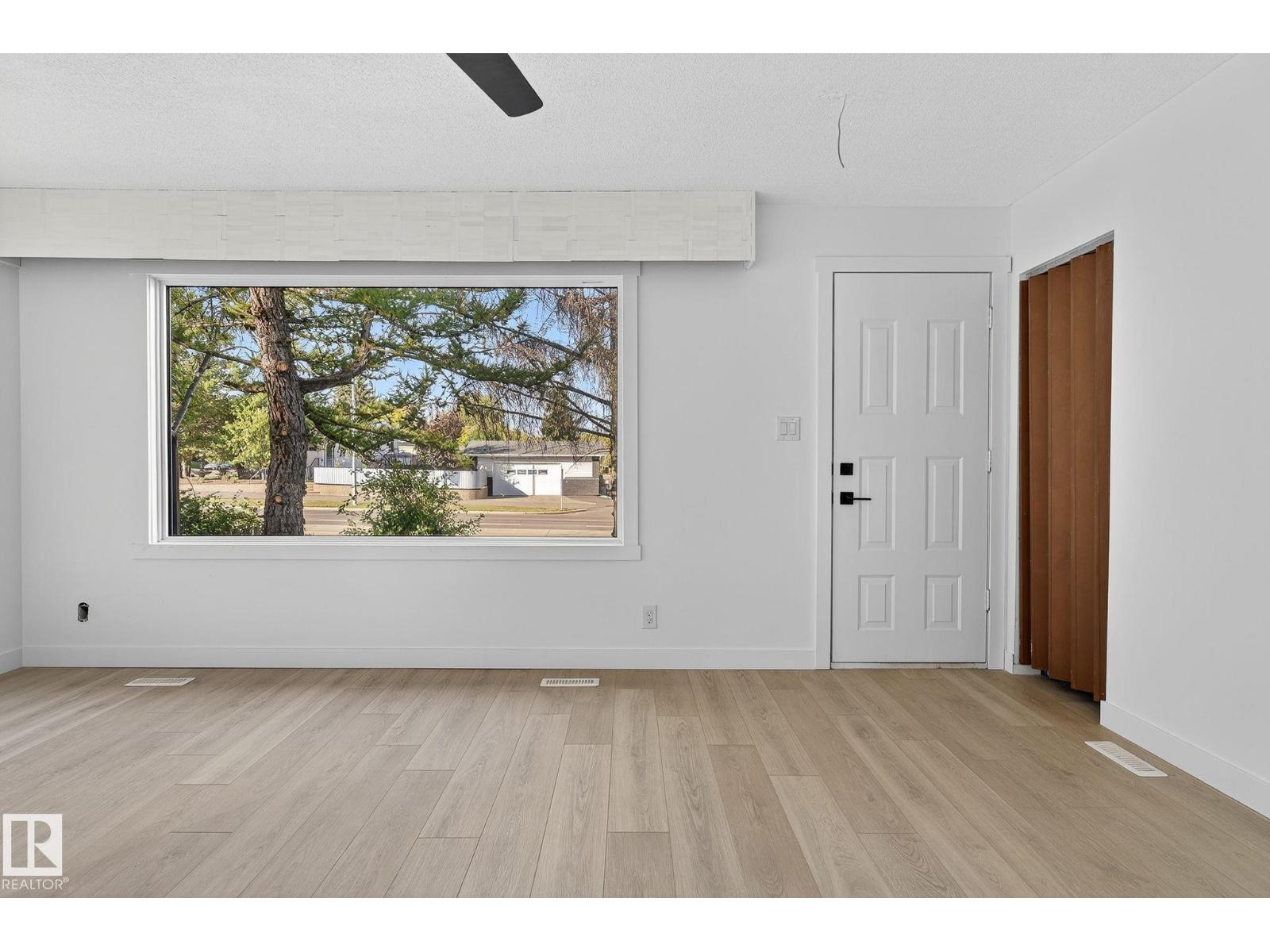 5419 48 ST, Stony Plain