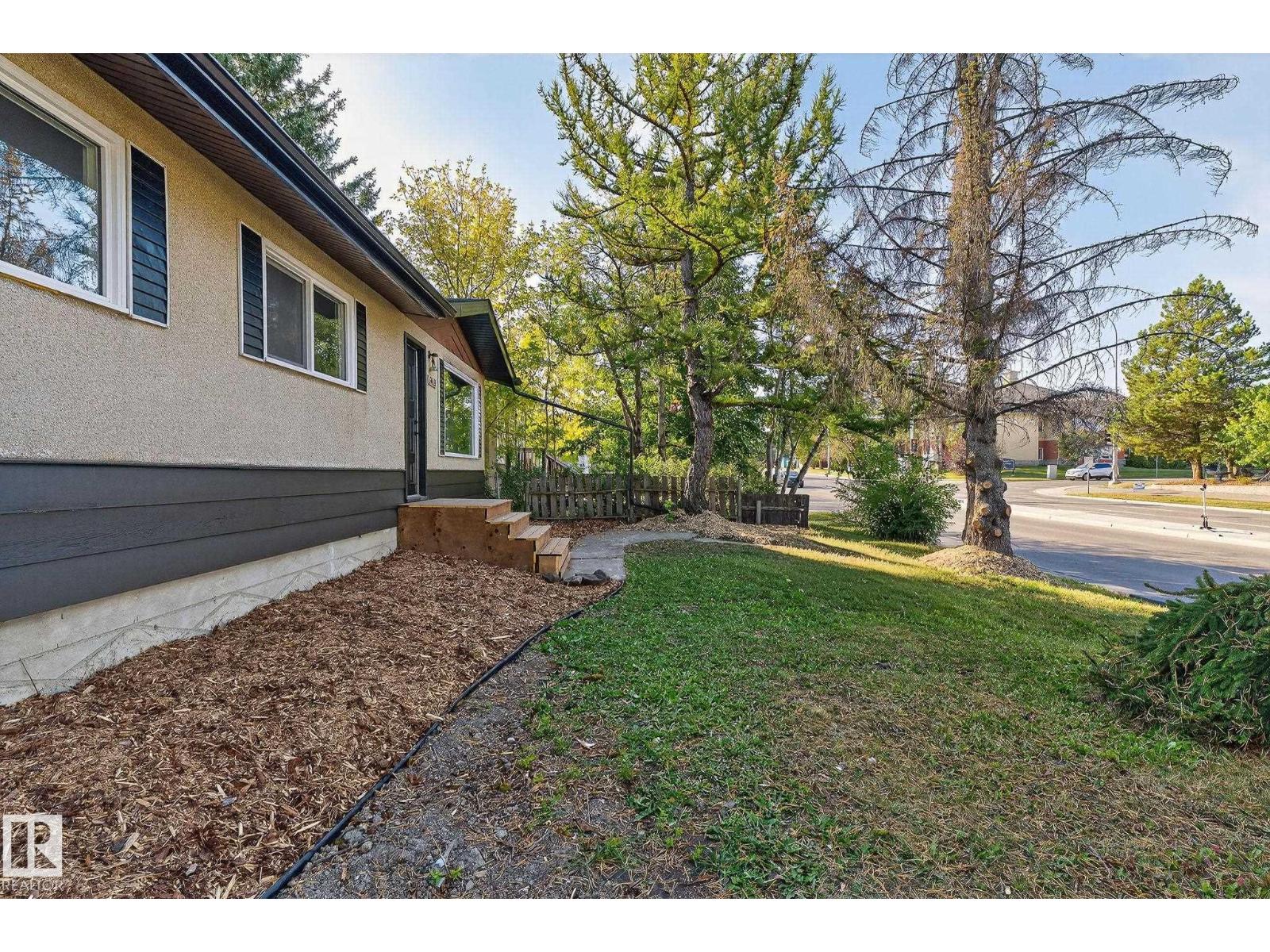 5419 48 ST, Stony Plain