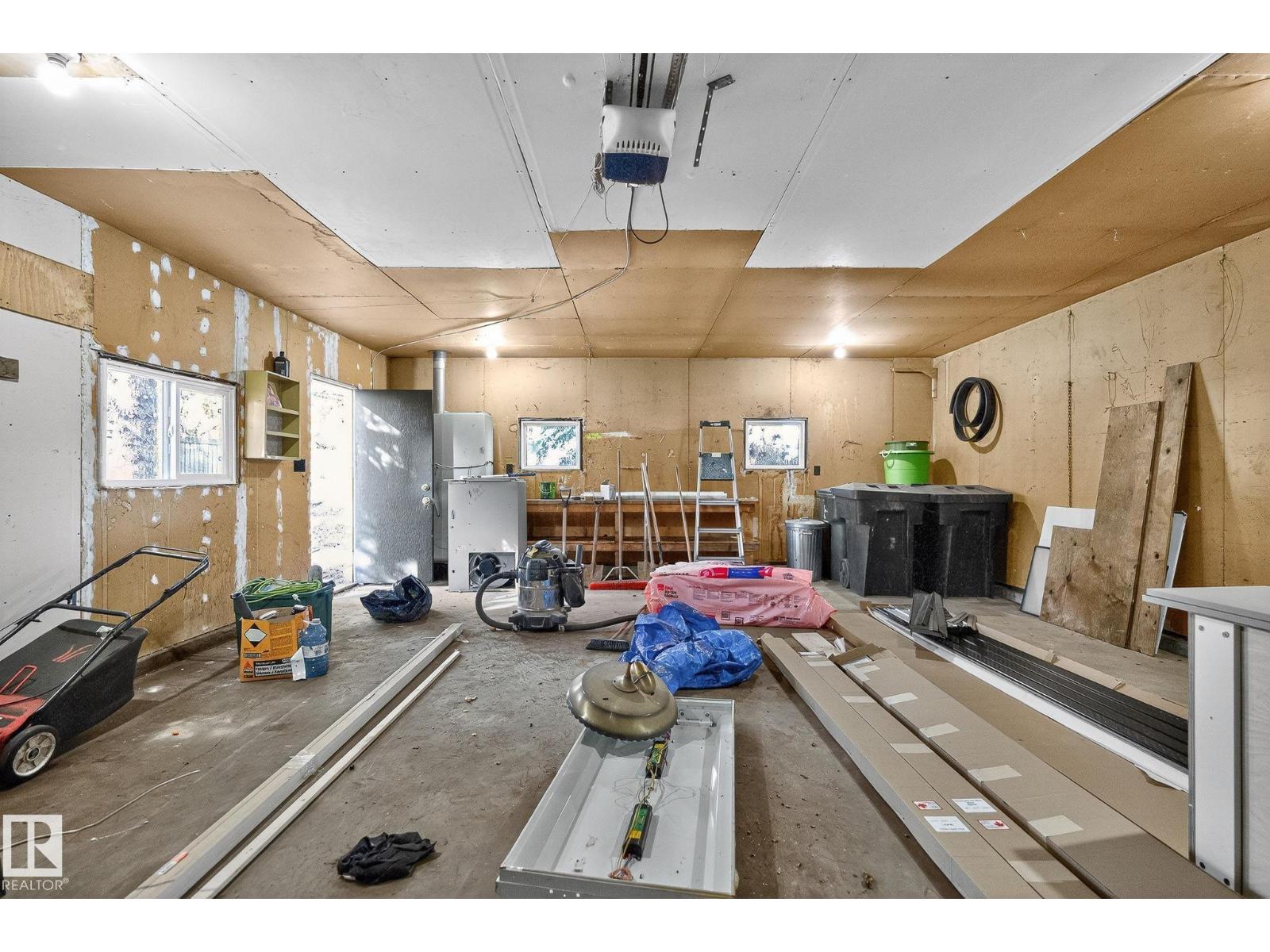 5419 48 ST, Stony Plain