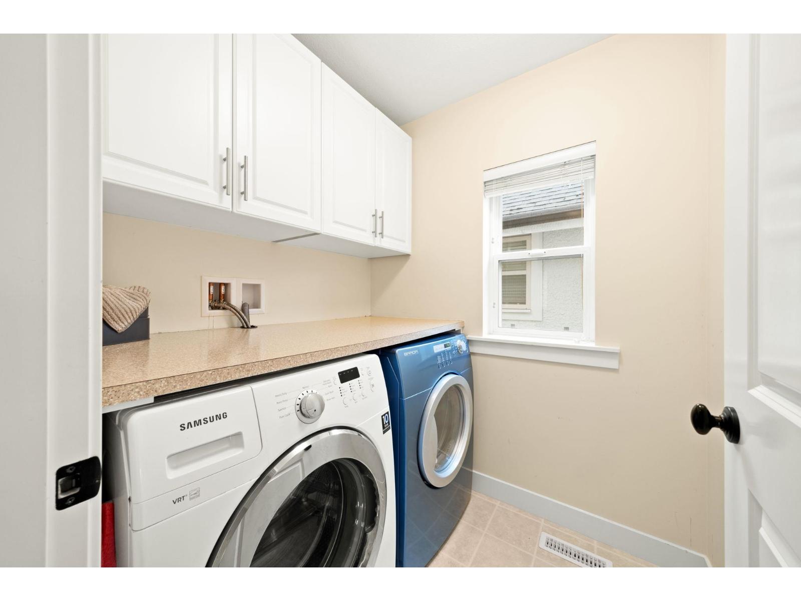 9445 KANAKA STREET, Langley