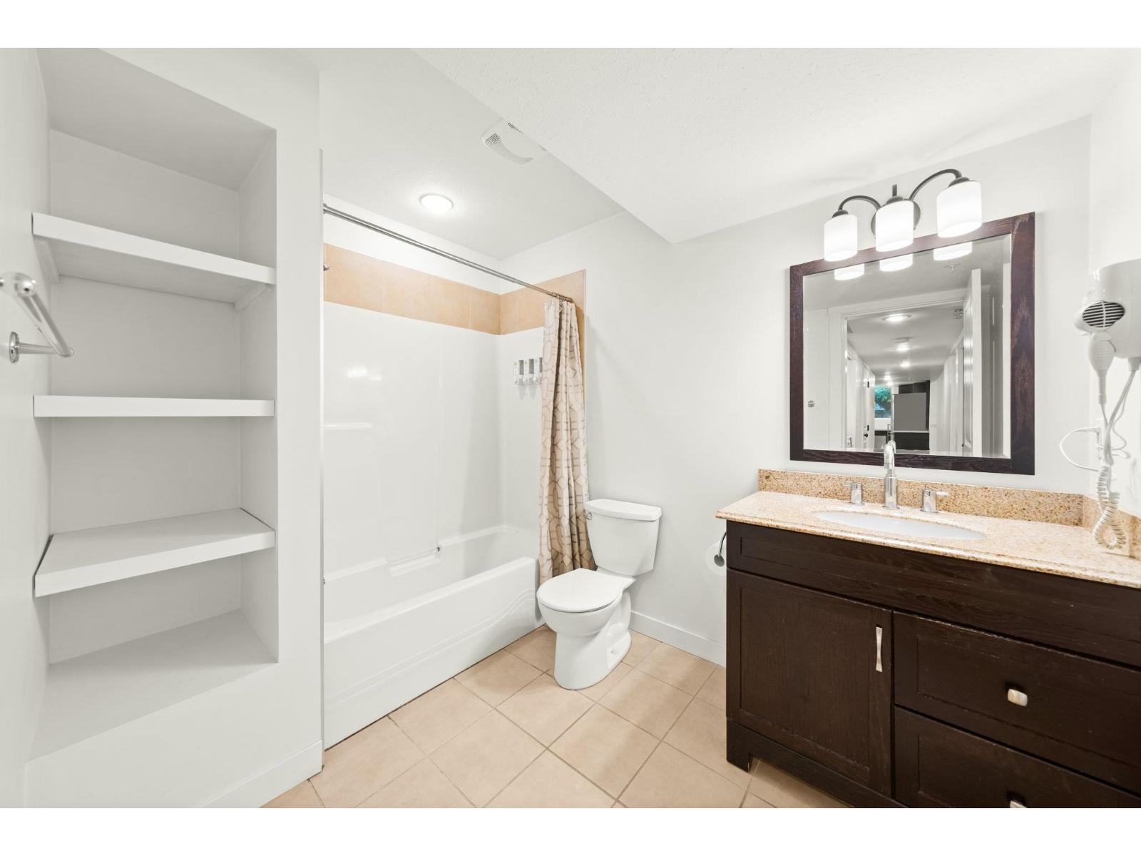 9445 KANAKA STREET, Langley