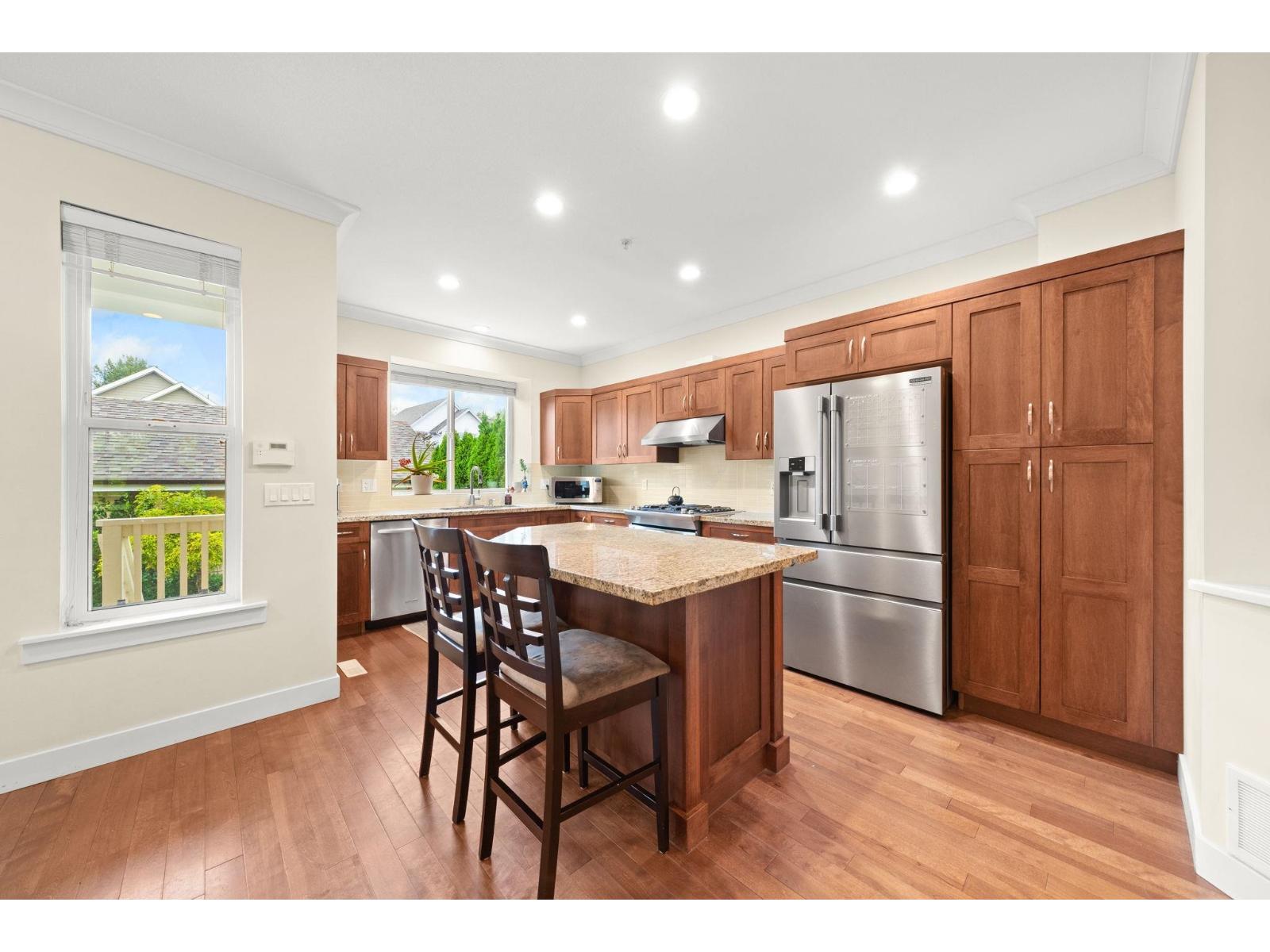 9445 KANAKA STREET, Langley