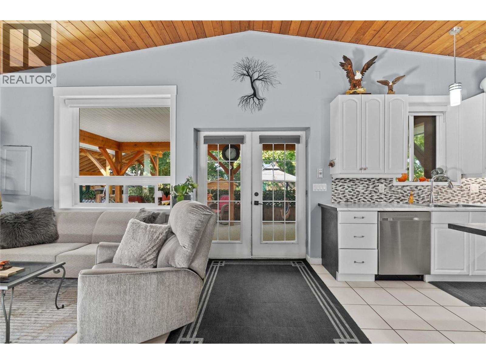 491 7 Street Southeast, Salmon Arm