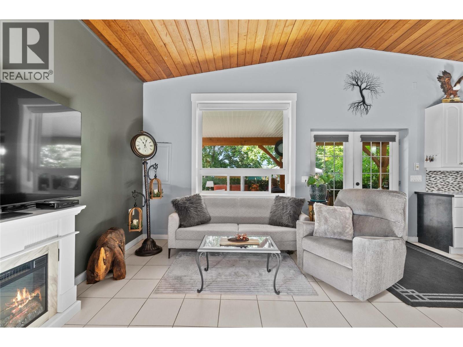 491 7 Street Southeast, Salmon Arm