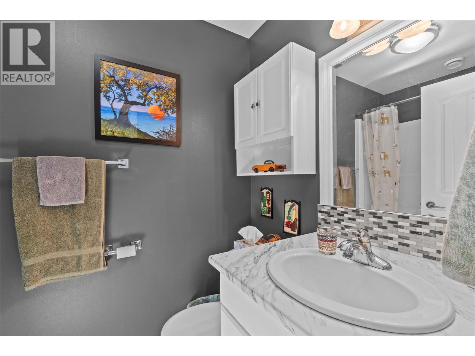 491 7 Street Southeast, Salmon Arm