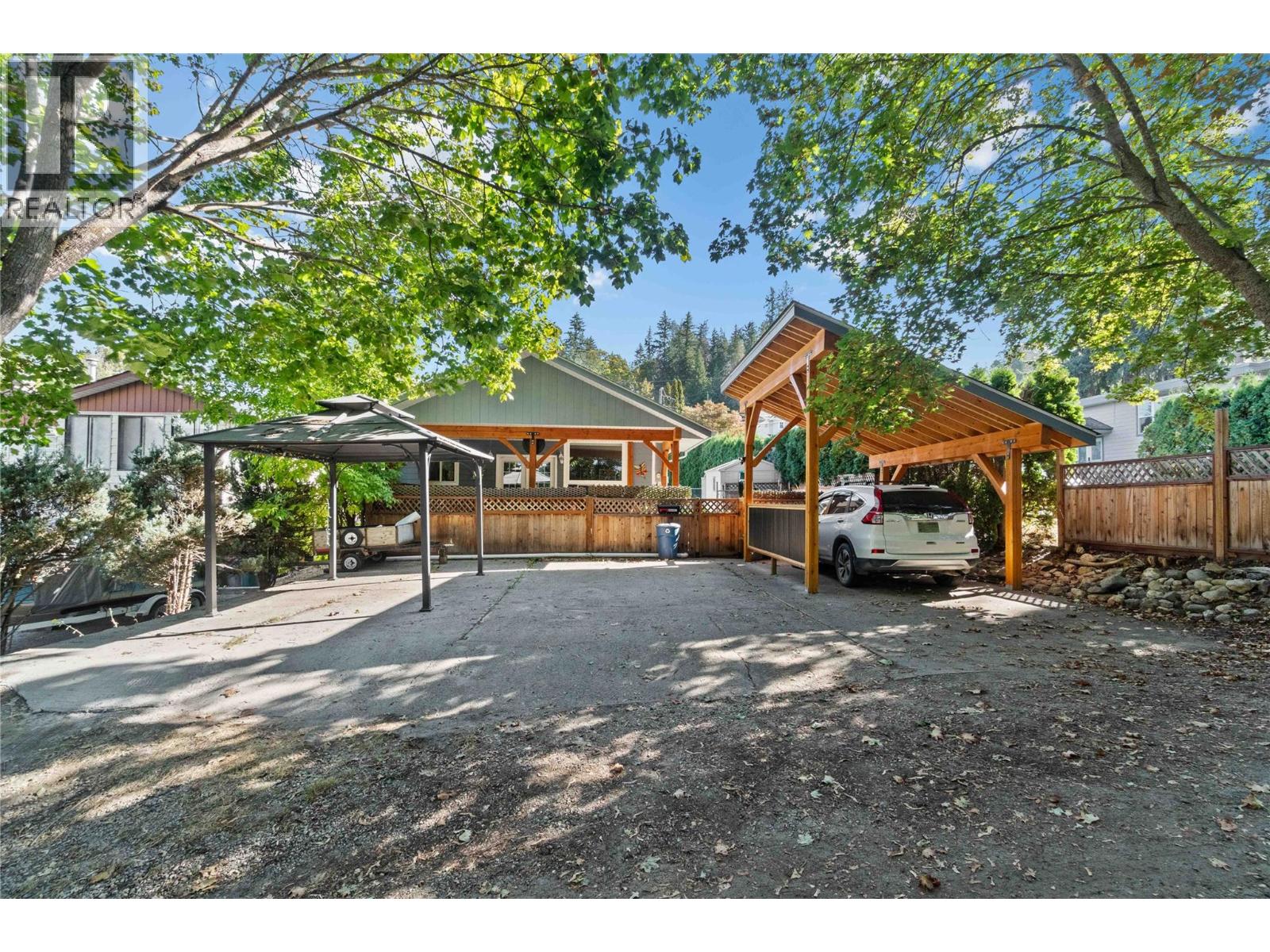 491 7 Street Southeast, Salmon Arm