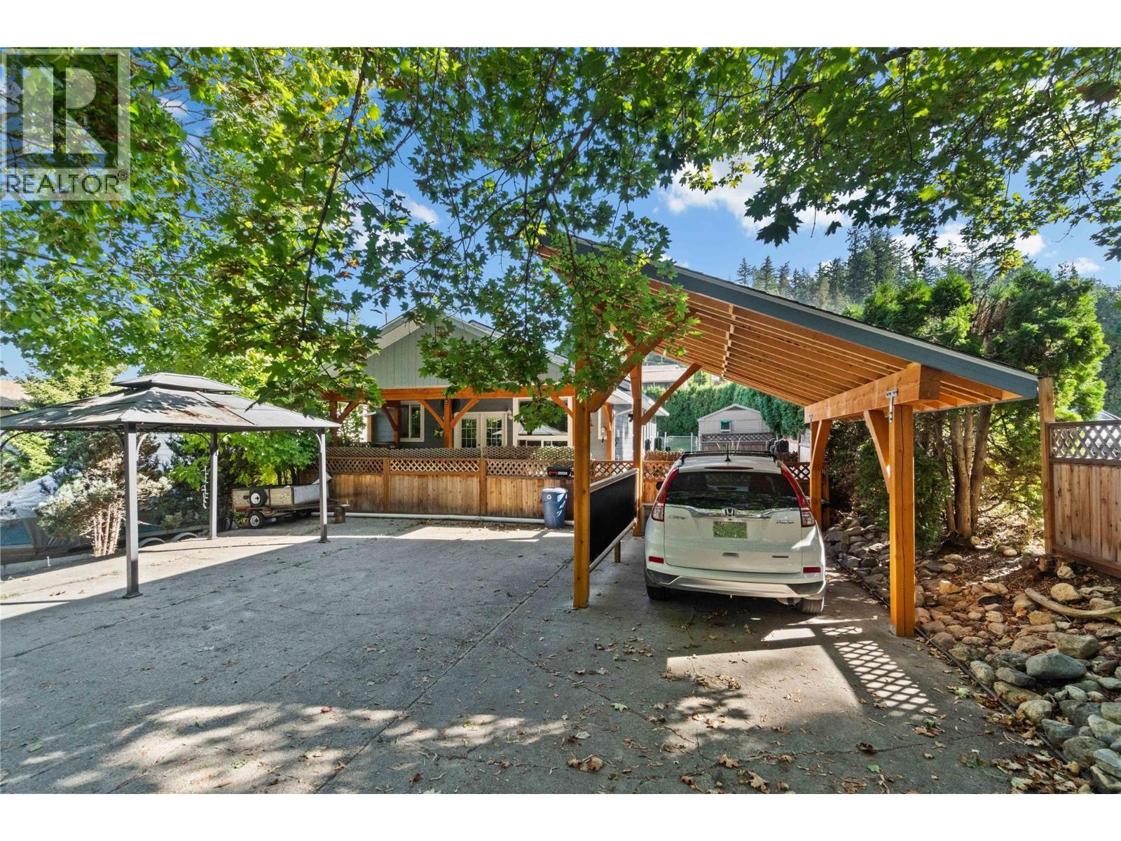 491 7 Street Southeast, Salmon Arm