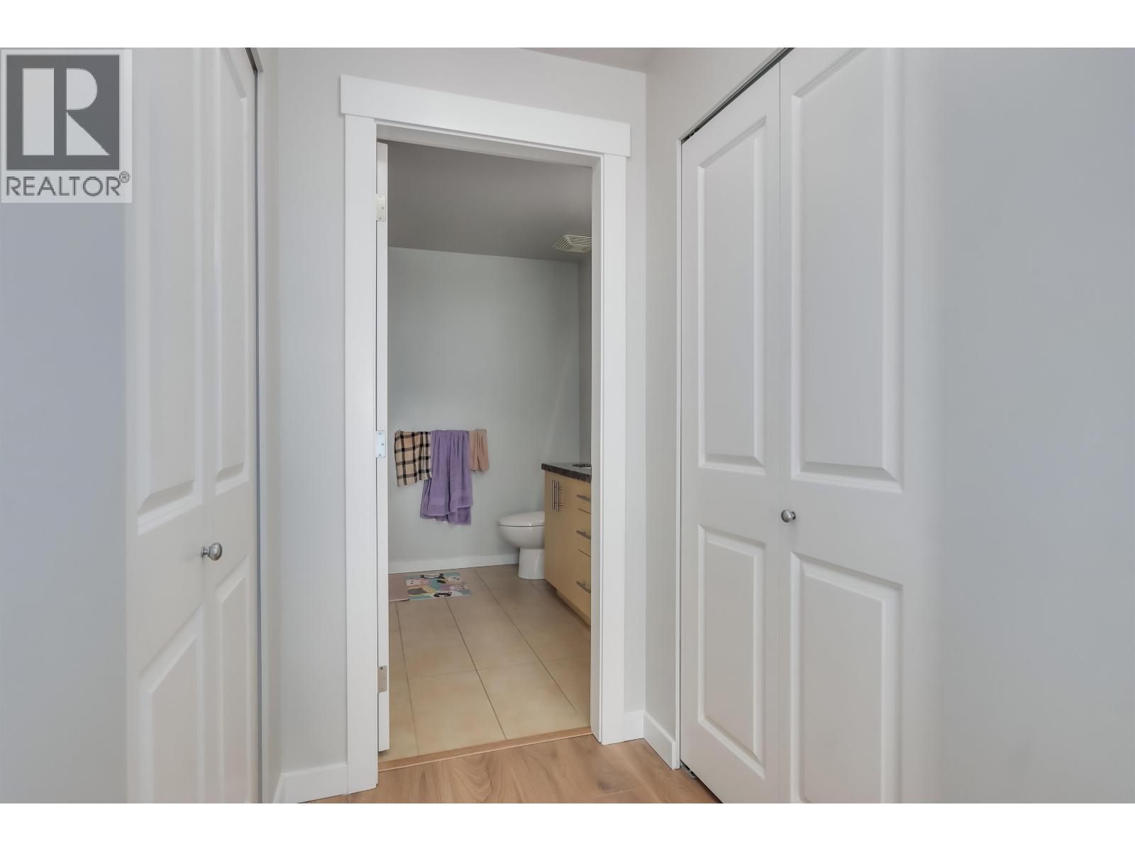 #204-6077 LONDON Road, Richmond