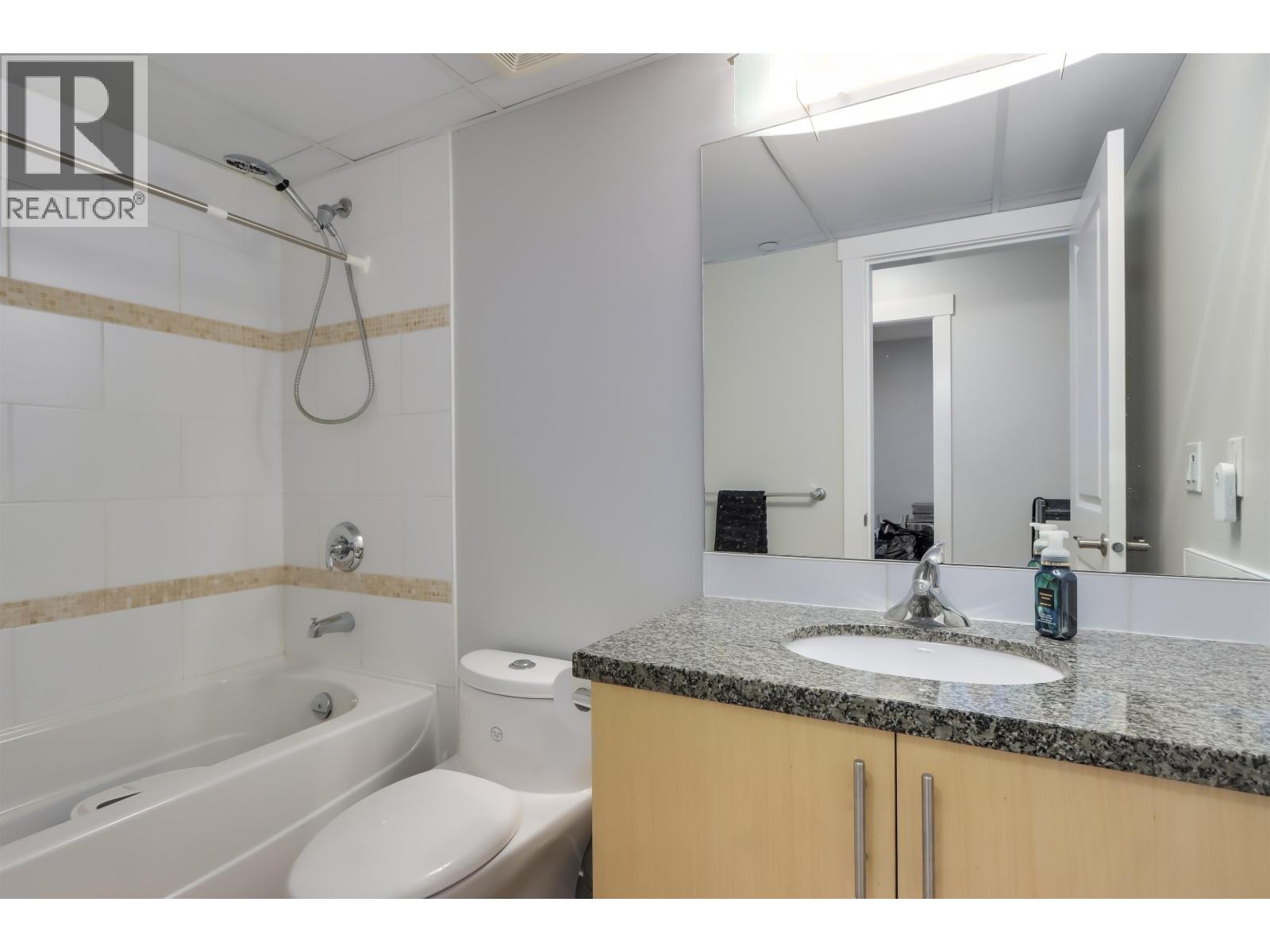 #204-6077 LONDON Road, Richmond