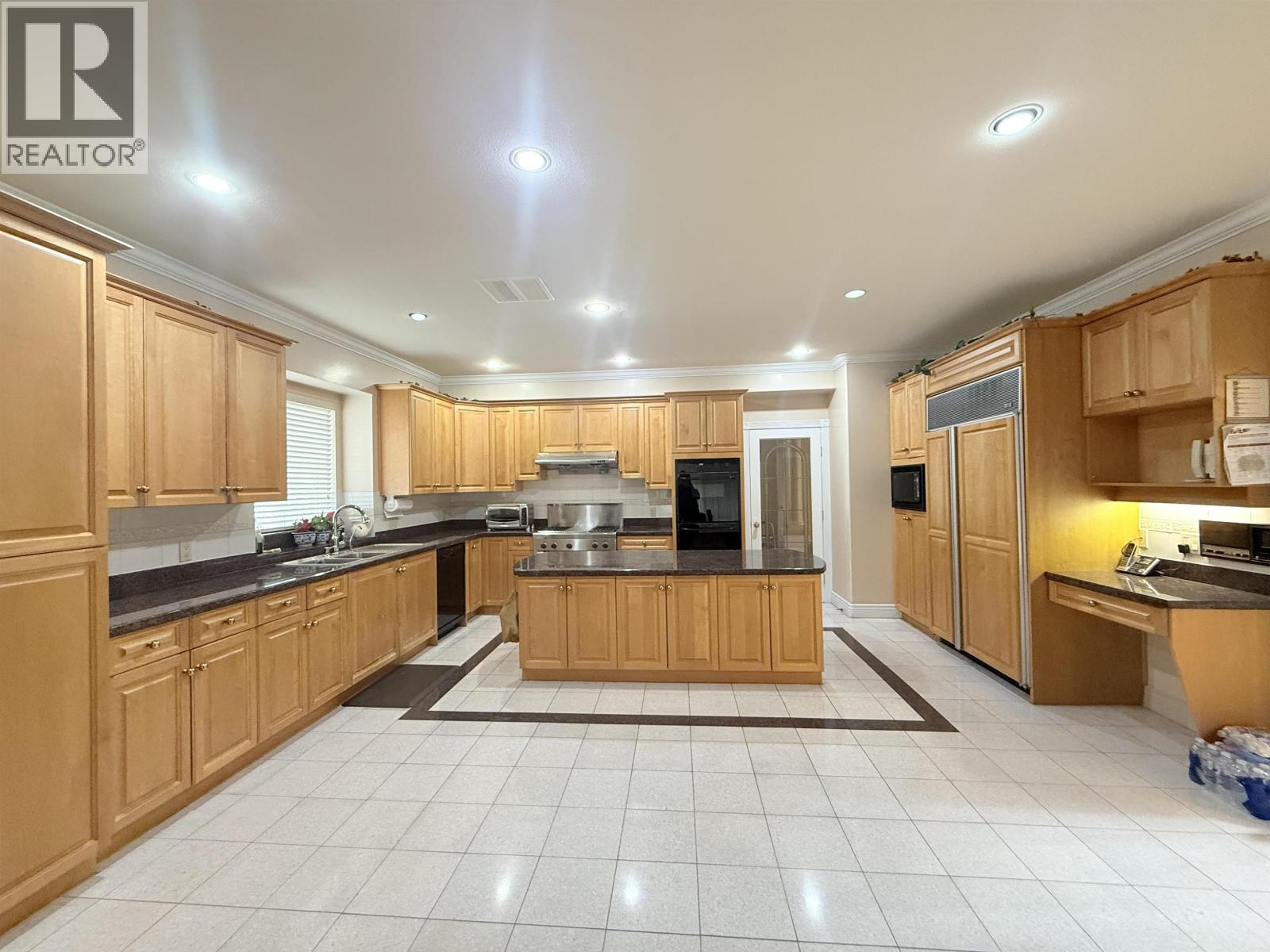 733 MACDONALD AVENUE, Burnaby