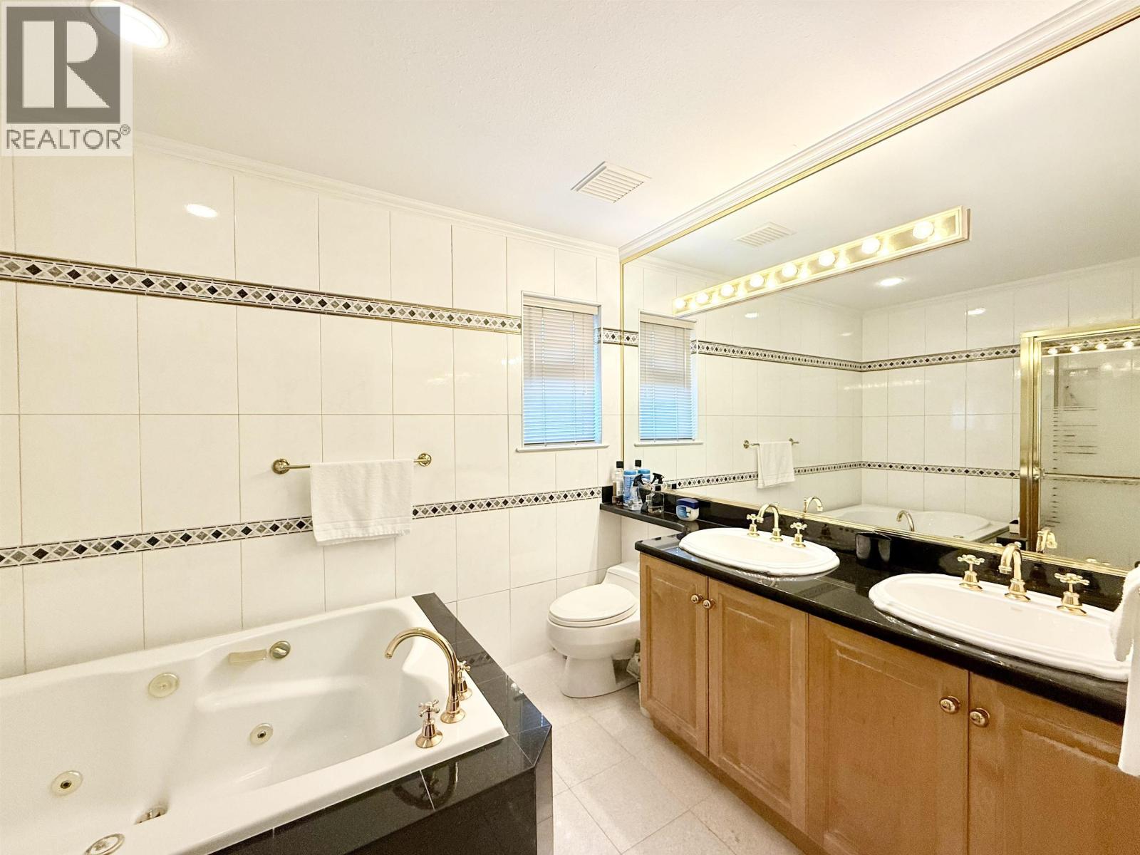 733 MACDONALD AVENUE, Burnaby