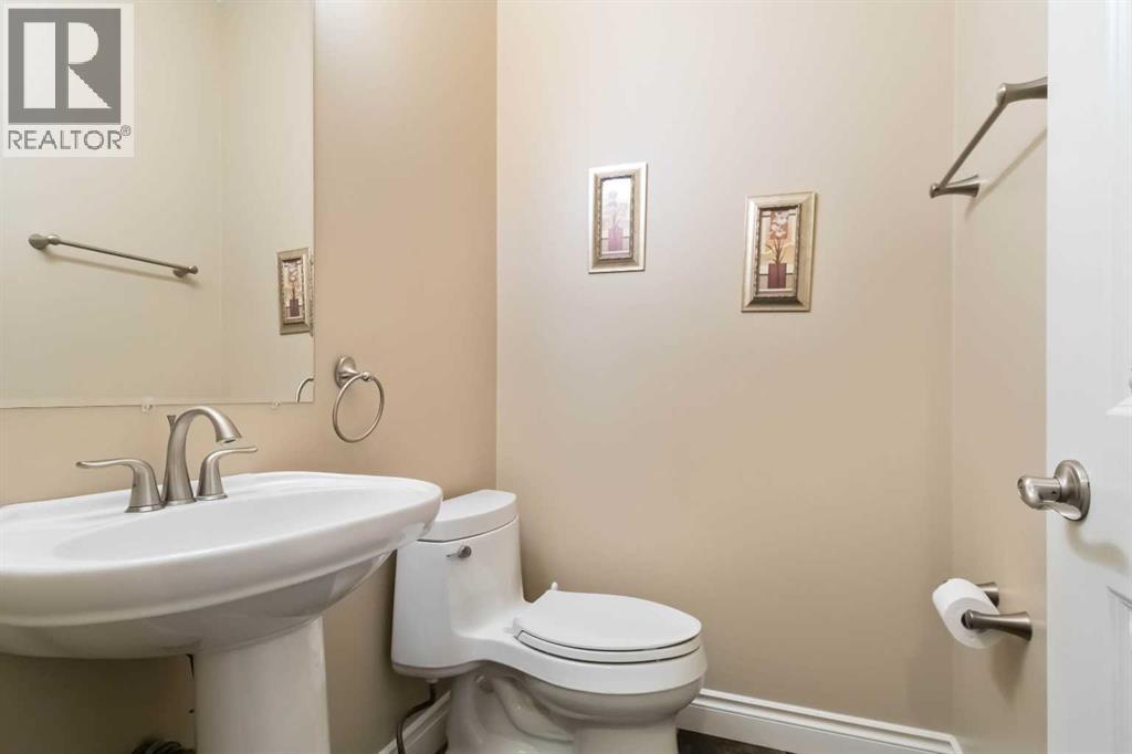 243 Wild Rose Street, Fort McMurray