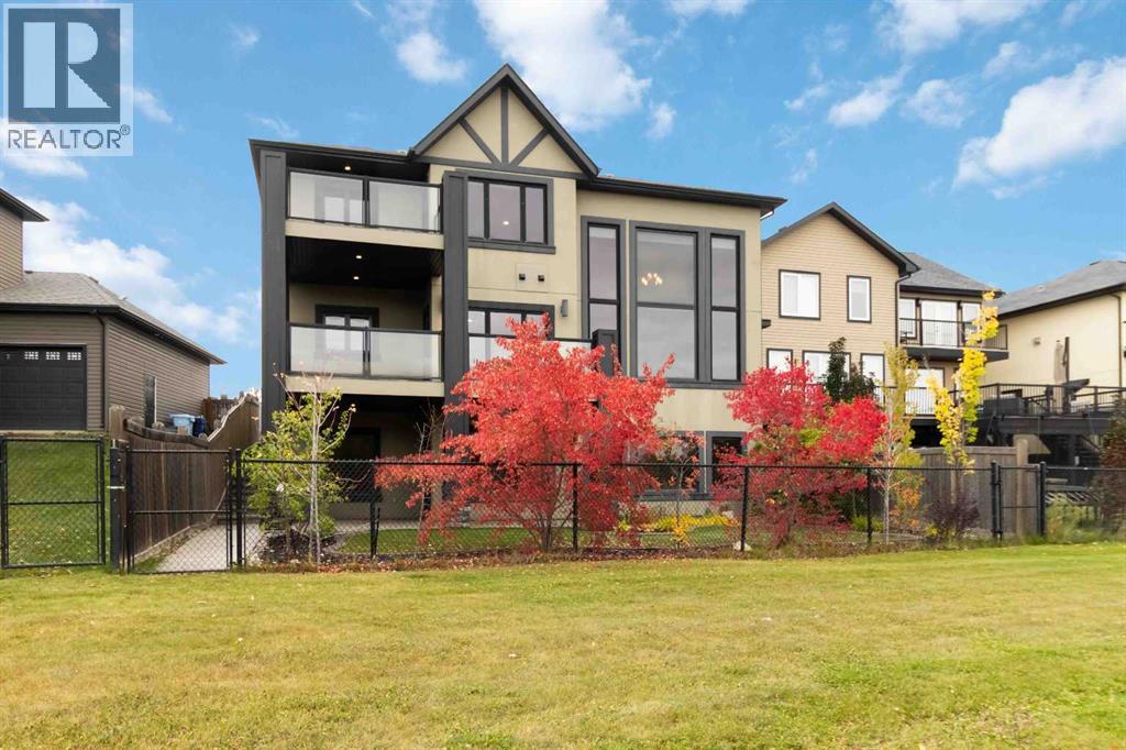 243 Wild Rose Street, Fort McMurray