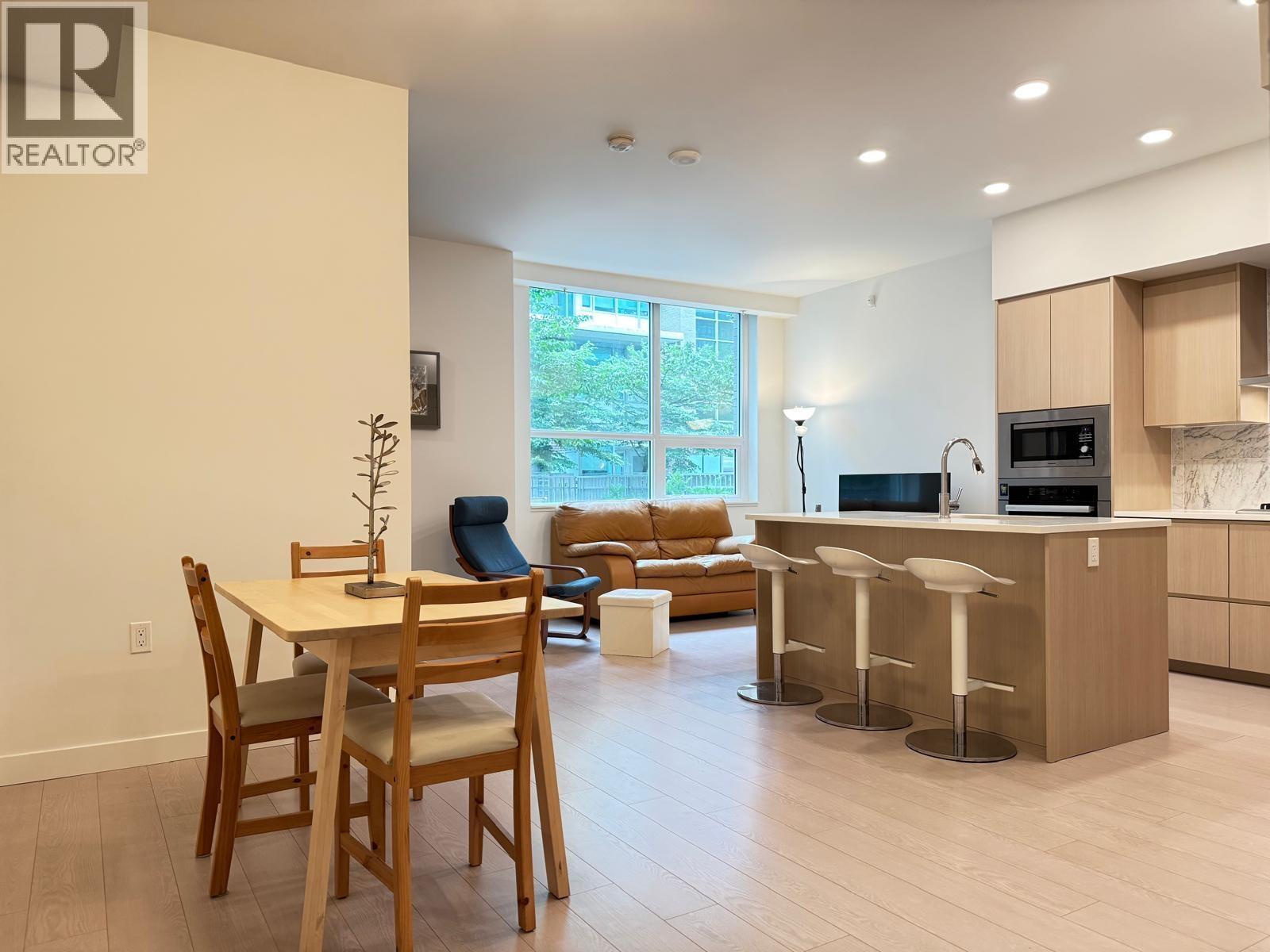 8180 NUNAVUT LANE, Vancouver