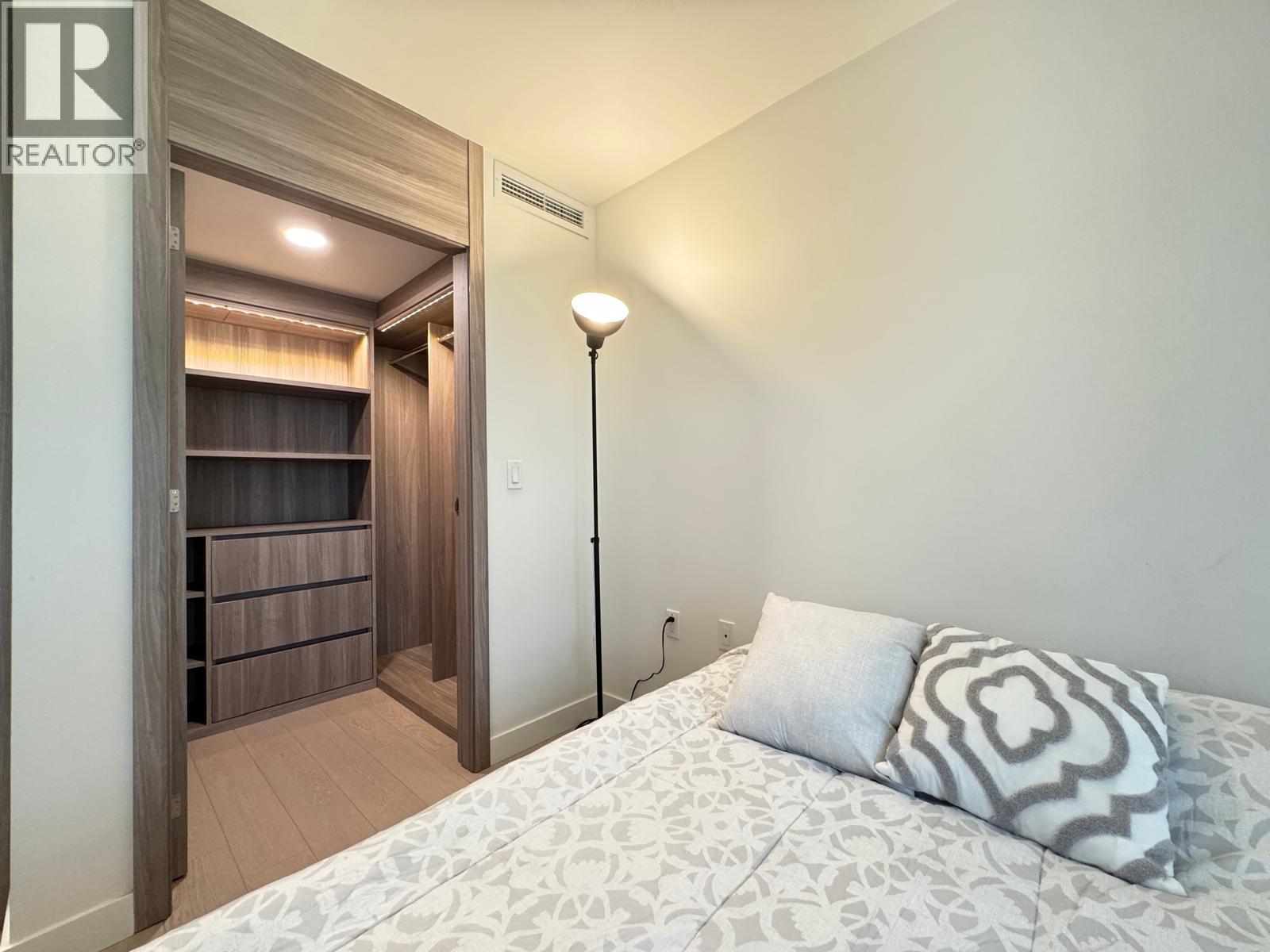 8180 NUNAVUT LANE, Vancouver