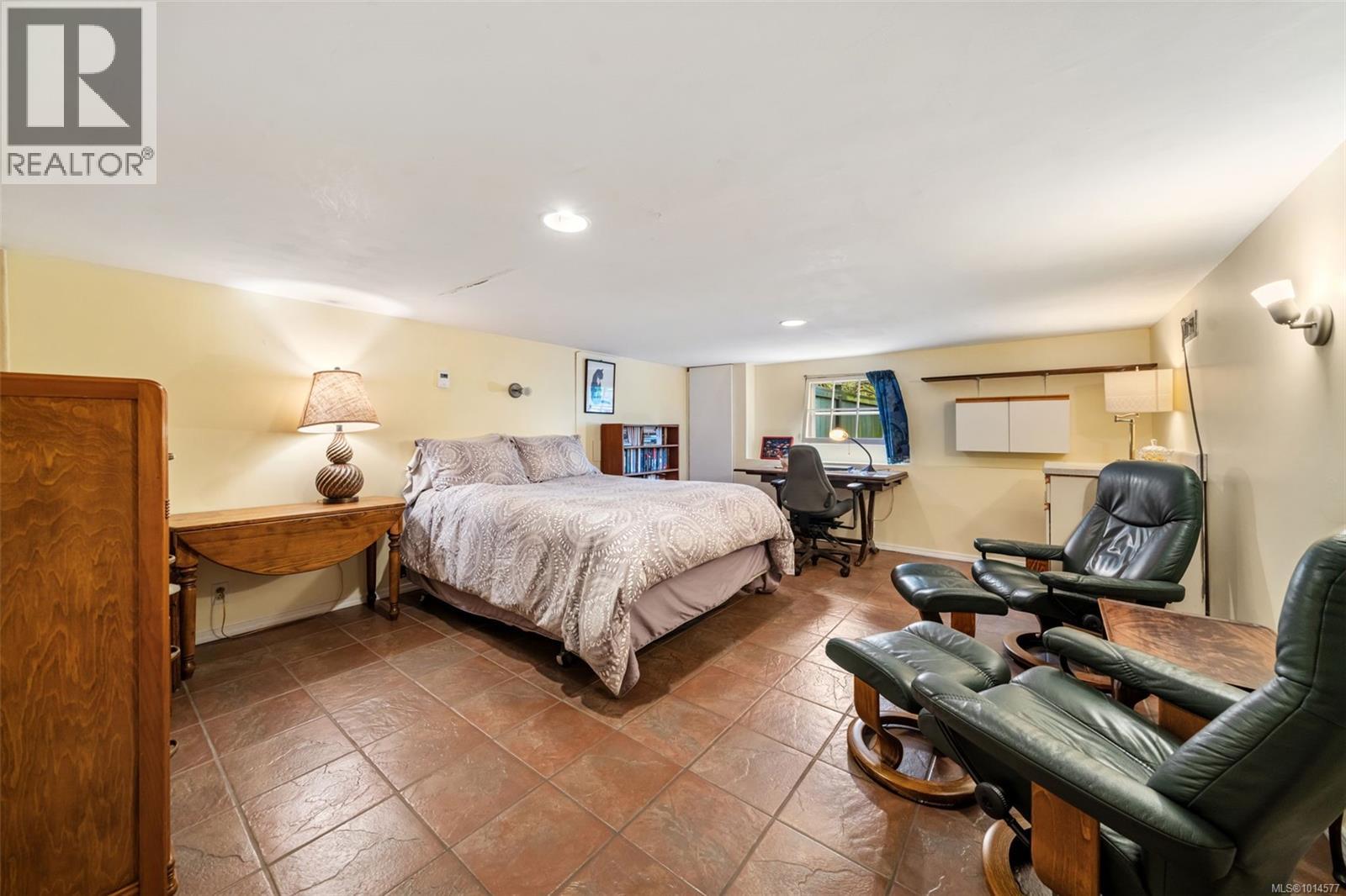  985 Island Road, Oak Bay