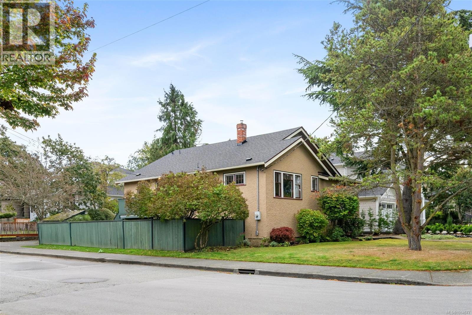  985 Island Road, Oak Bay