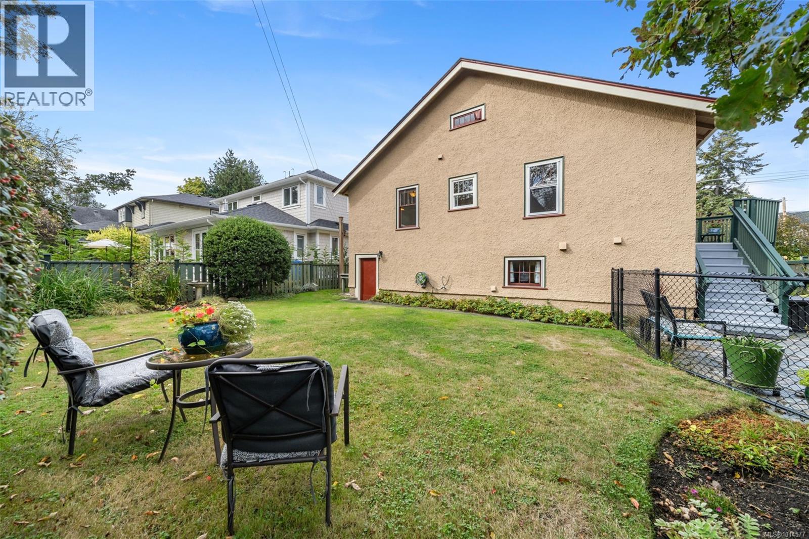  985 Island Road, Oak Bay
