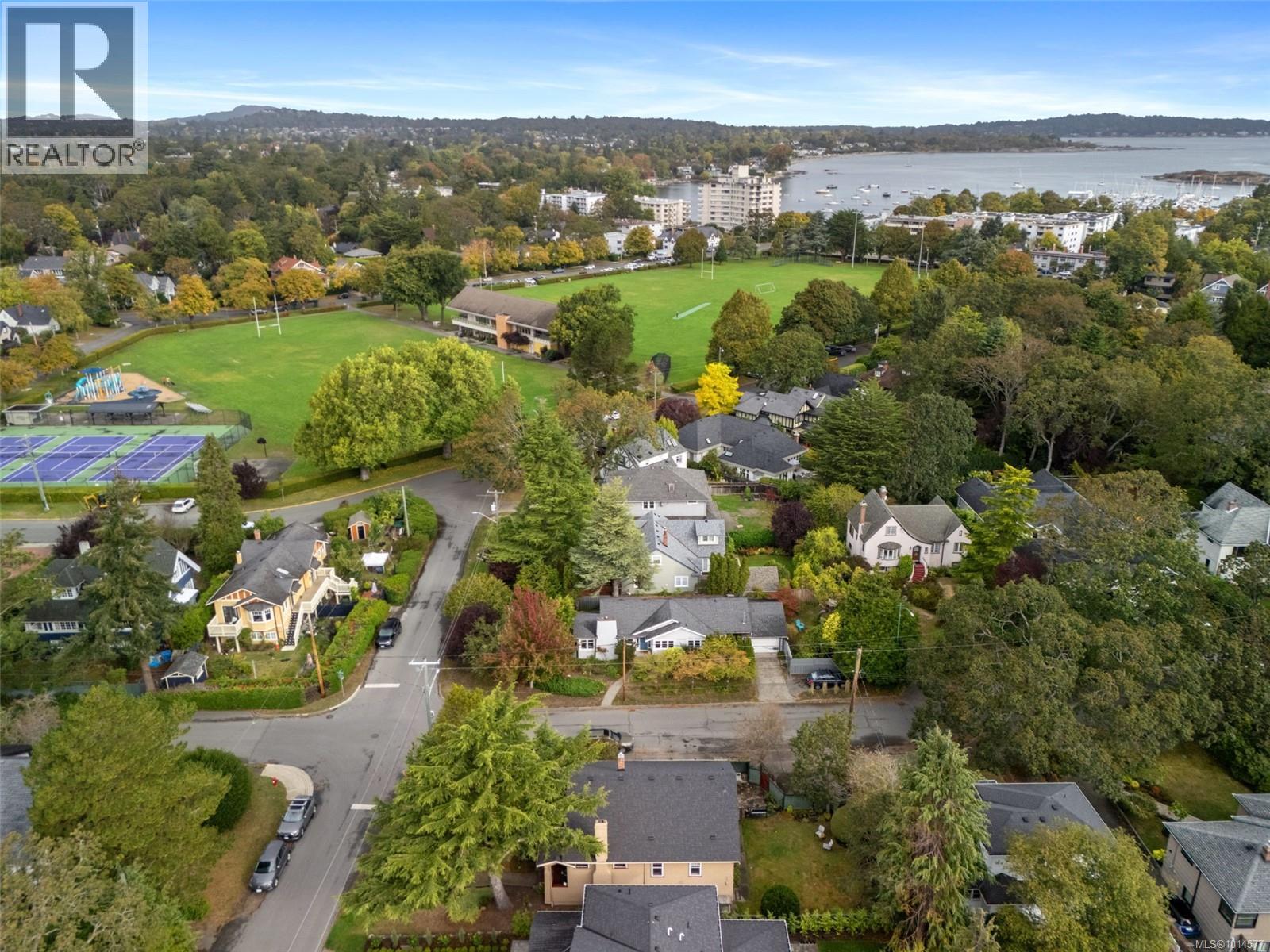  985 Island Road, Oak Bay