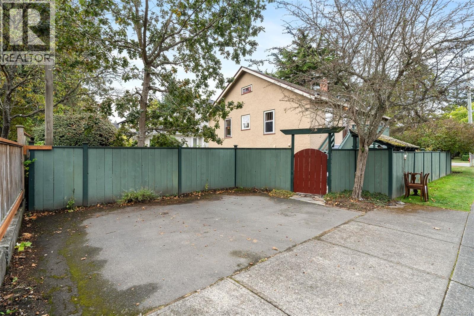  985 Island Road, Oak Bay