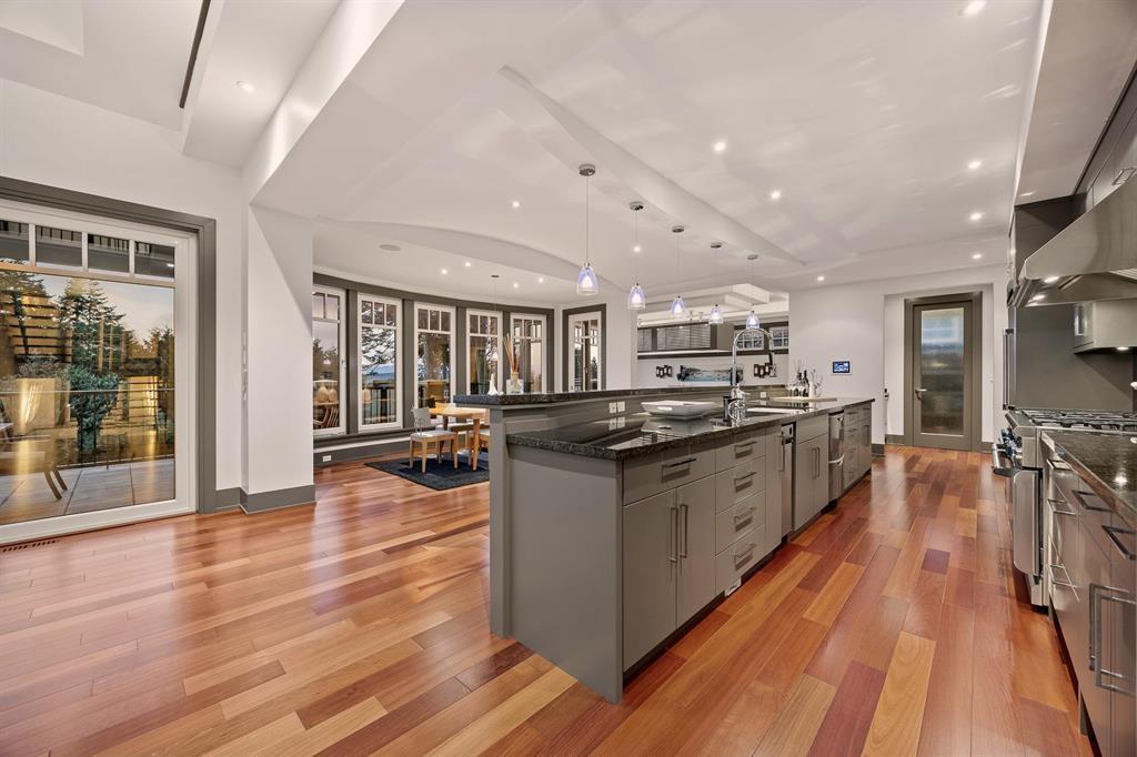 2737 CRESCENT DRIVE, Surrey