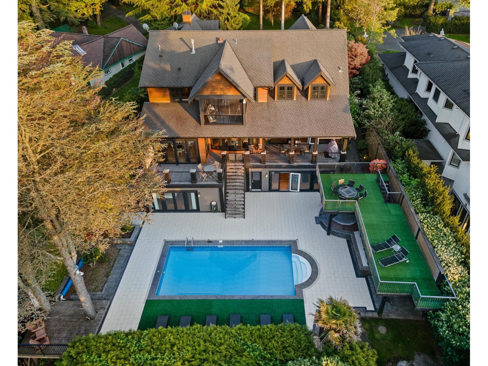 2737 CRESCENT DRIVE, Surrey