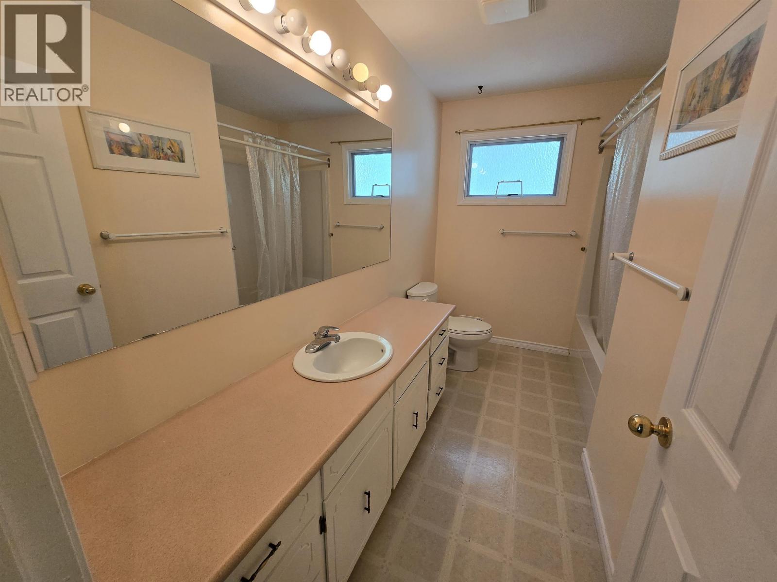 2211 E SALES ROAD, Quesnel