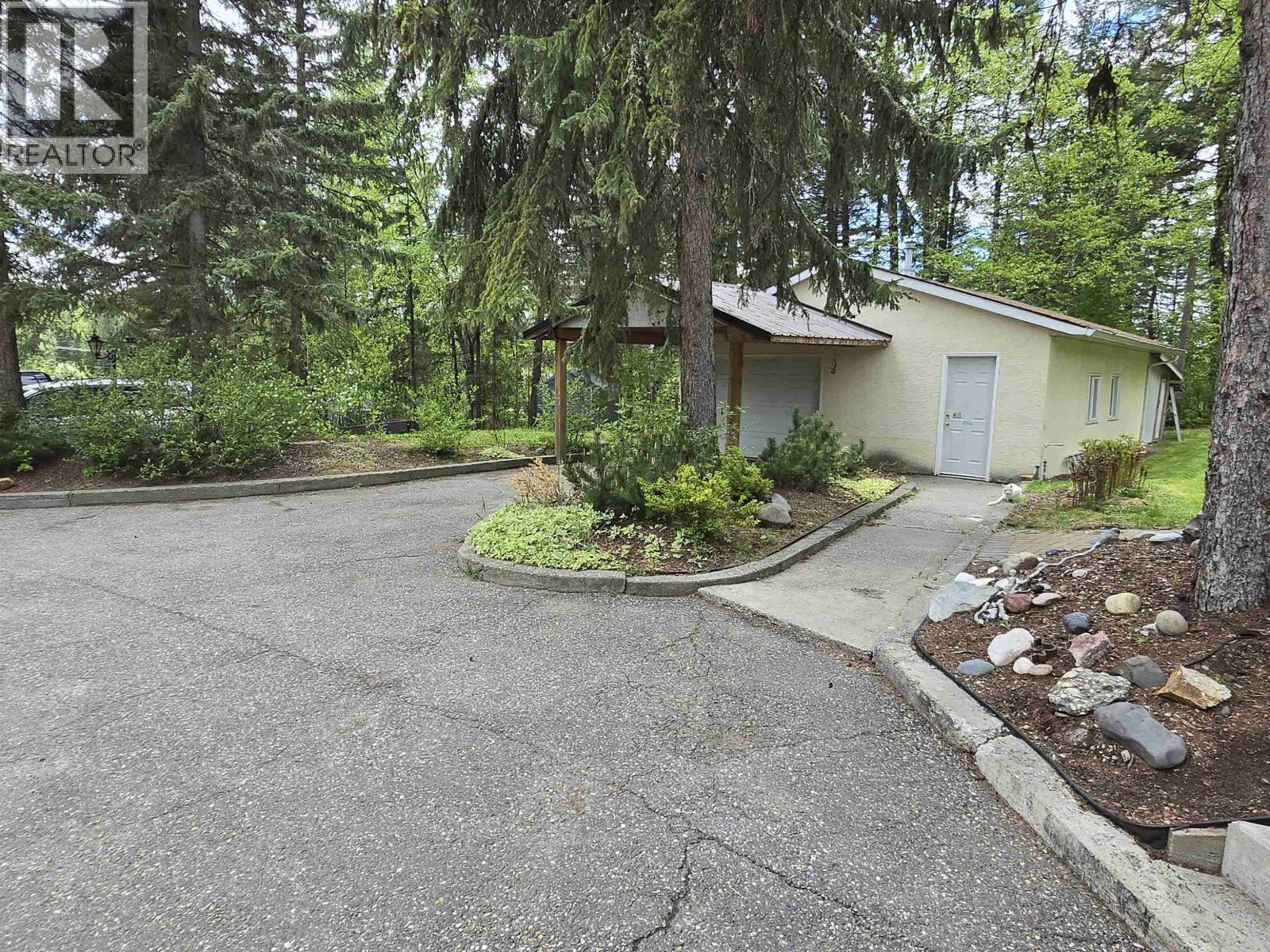 2211 E SALES ROAD, Quesnel