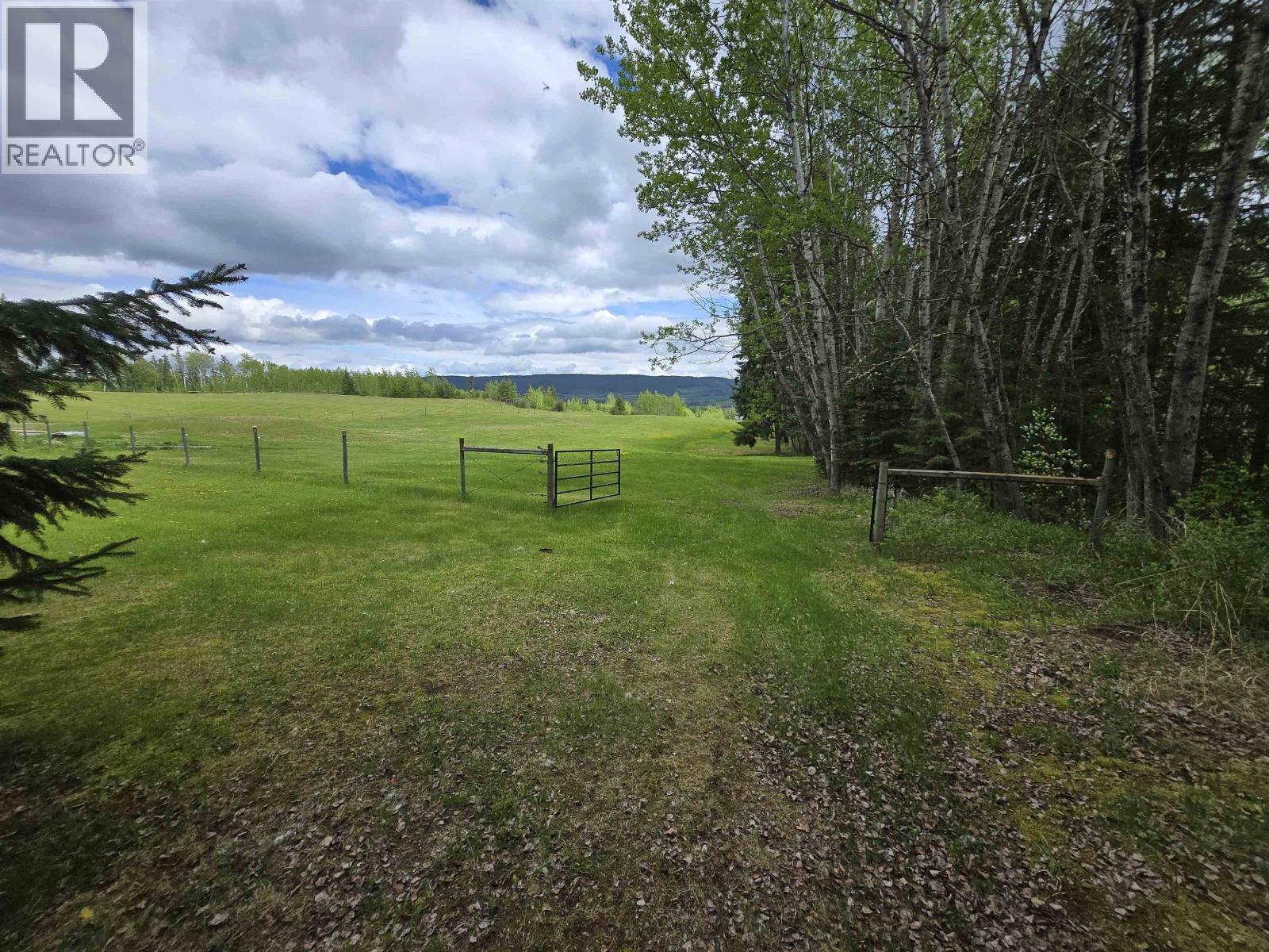 2211 E SALES ROAD, Quesnel