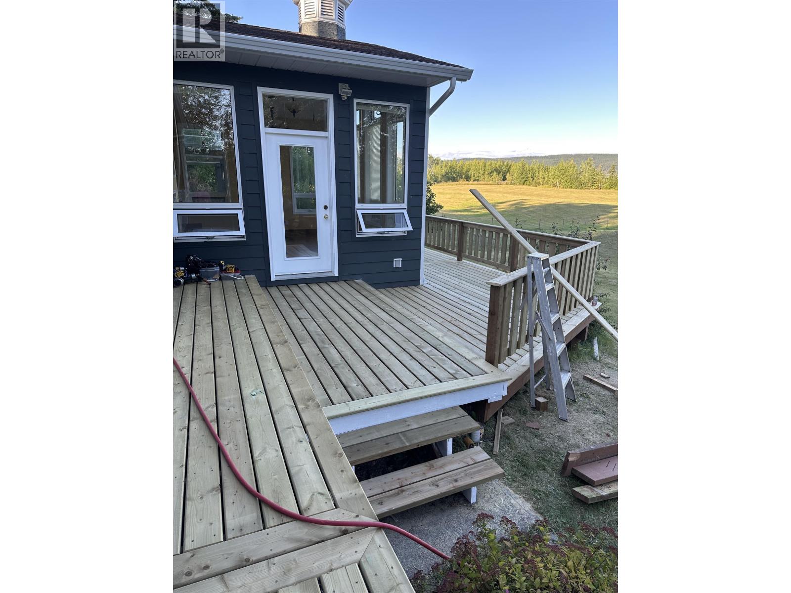 2211 E SALES ROAD, Quesnel