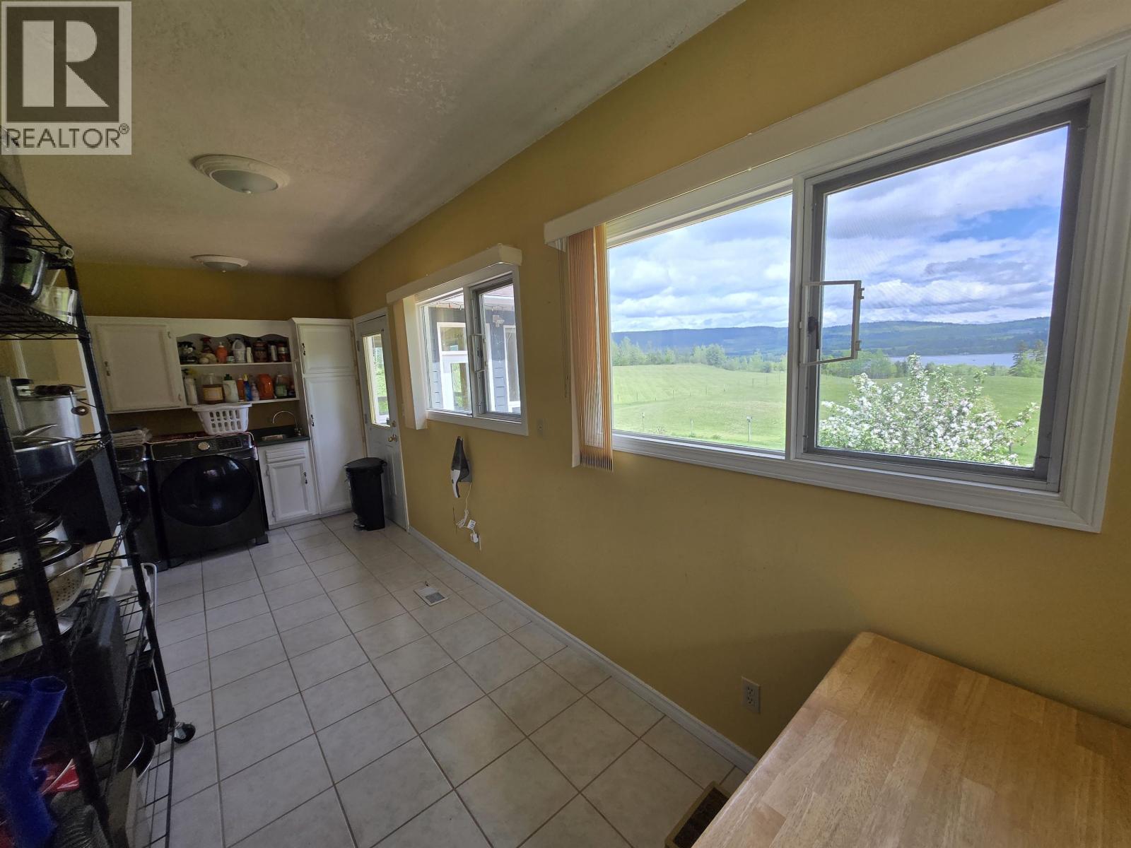 2211 E SALES ROAD, Quesnel