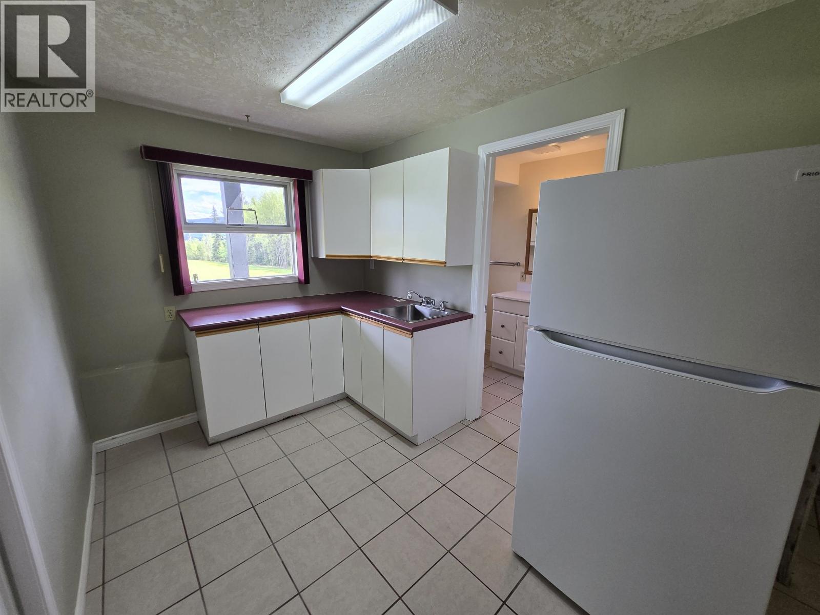 2211 E SALES ROAD, Quesnel