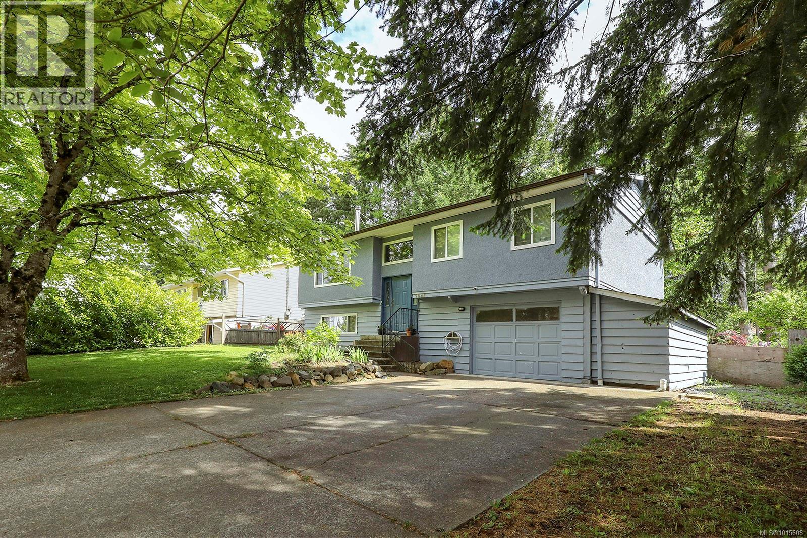 2046 Tull Ave, Courtenay